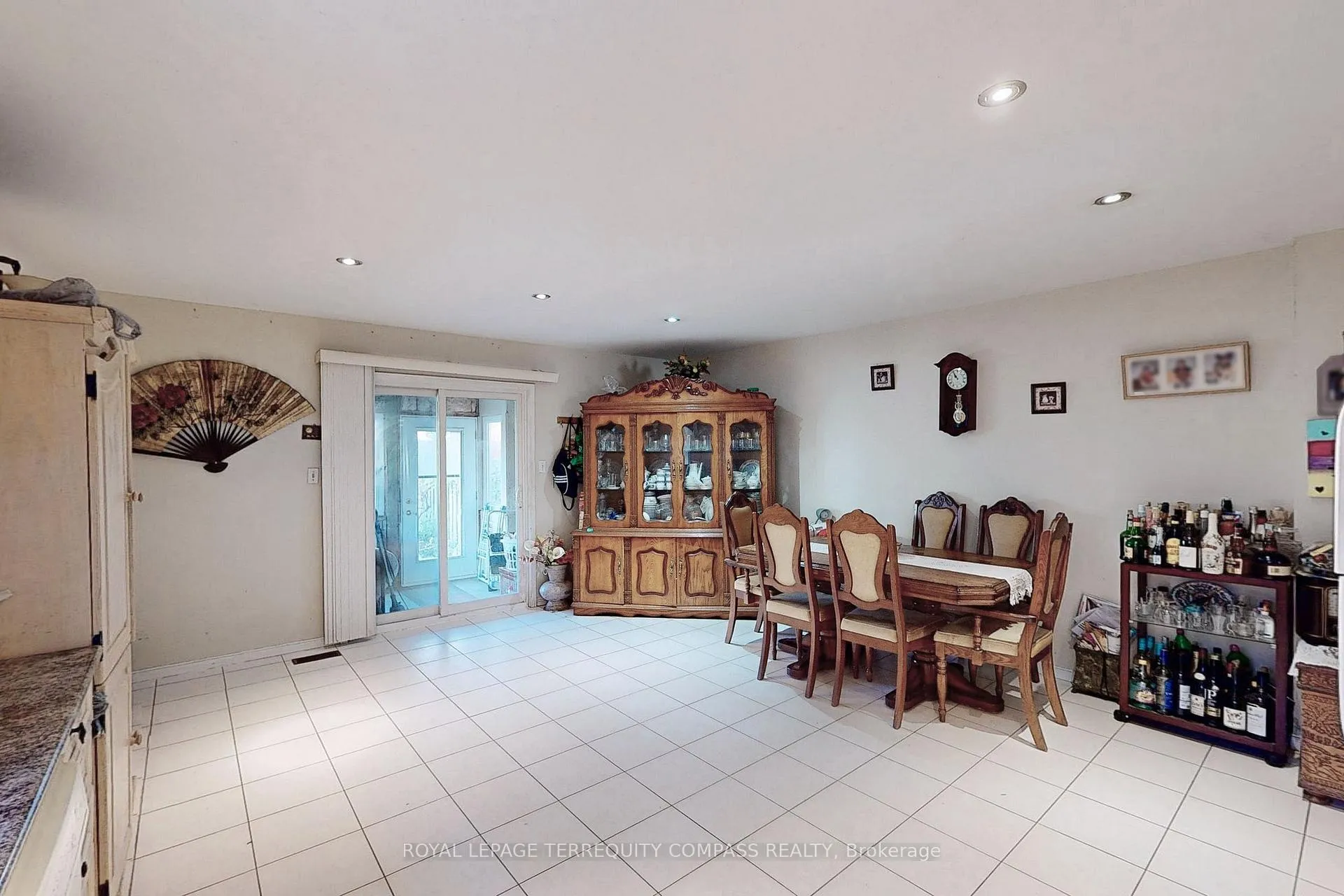 Photo 10 of 471B Northcliffe Boulevard, Toronto, Oakwood Village — HOMEH