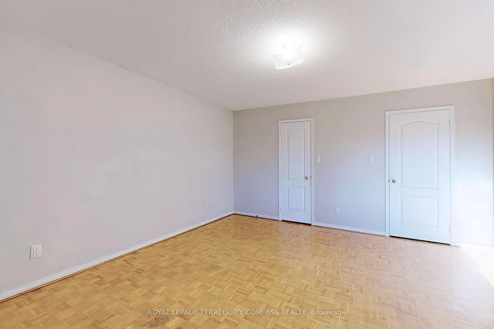 Photo 27 of 471B Northcliffe Boulevard, Toronto, Oakwood Village — HOMEH