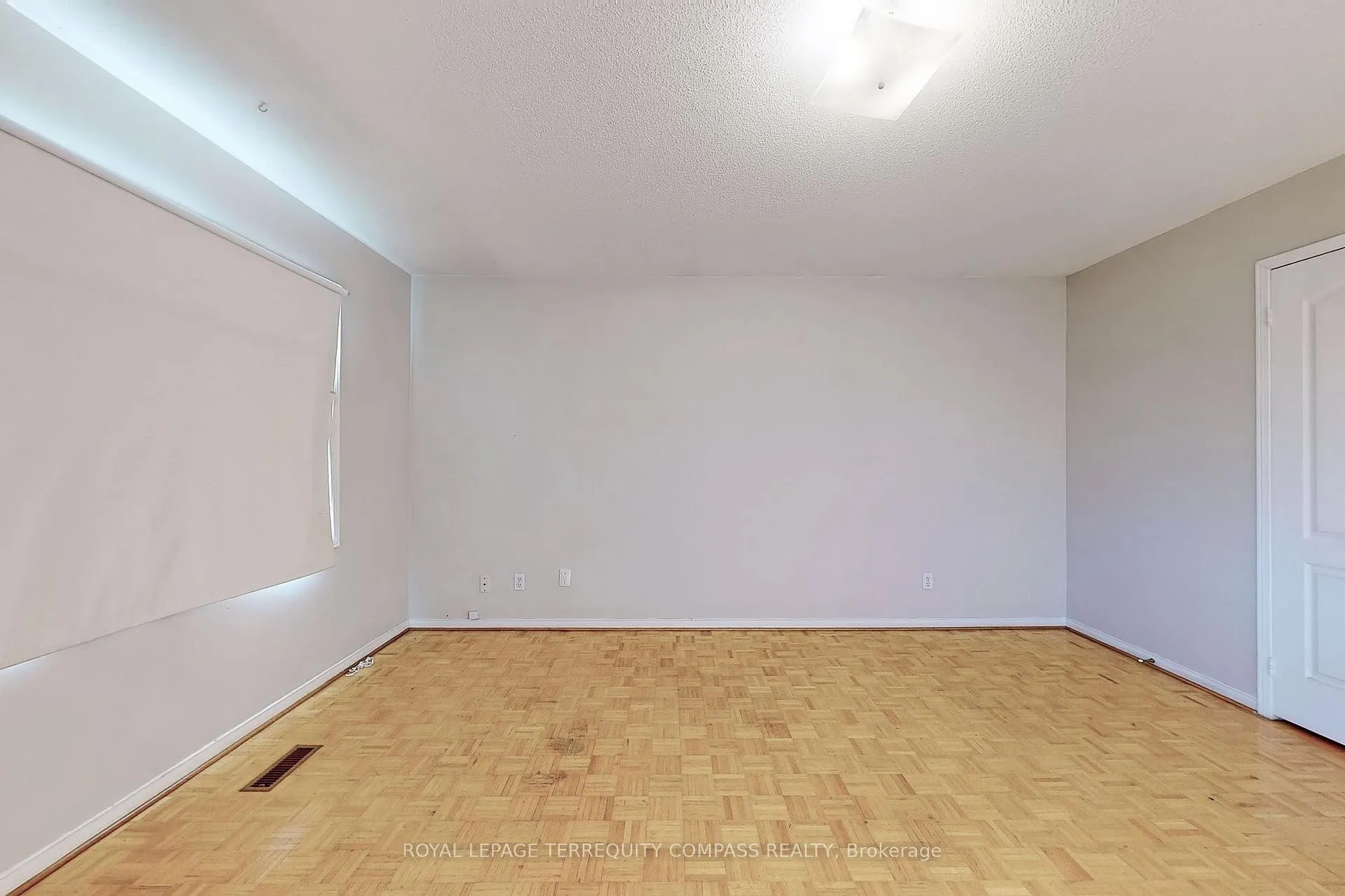 Photo 29 of 471B Northcliffe Boulevard, Toronto, Oakwood Village — HOMEH