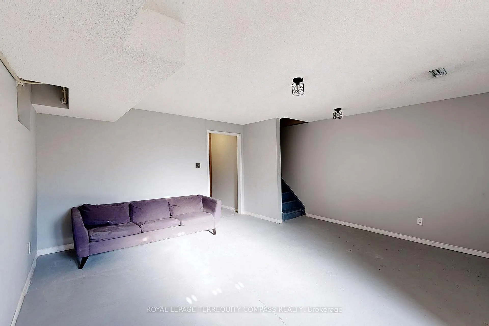 Photo 36 of 471B Northcliffe Boulevard, Toronto, Oakwood Village — HOMEH