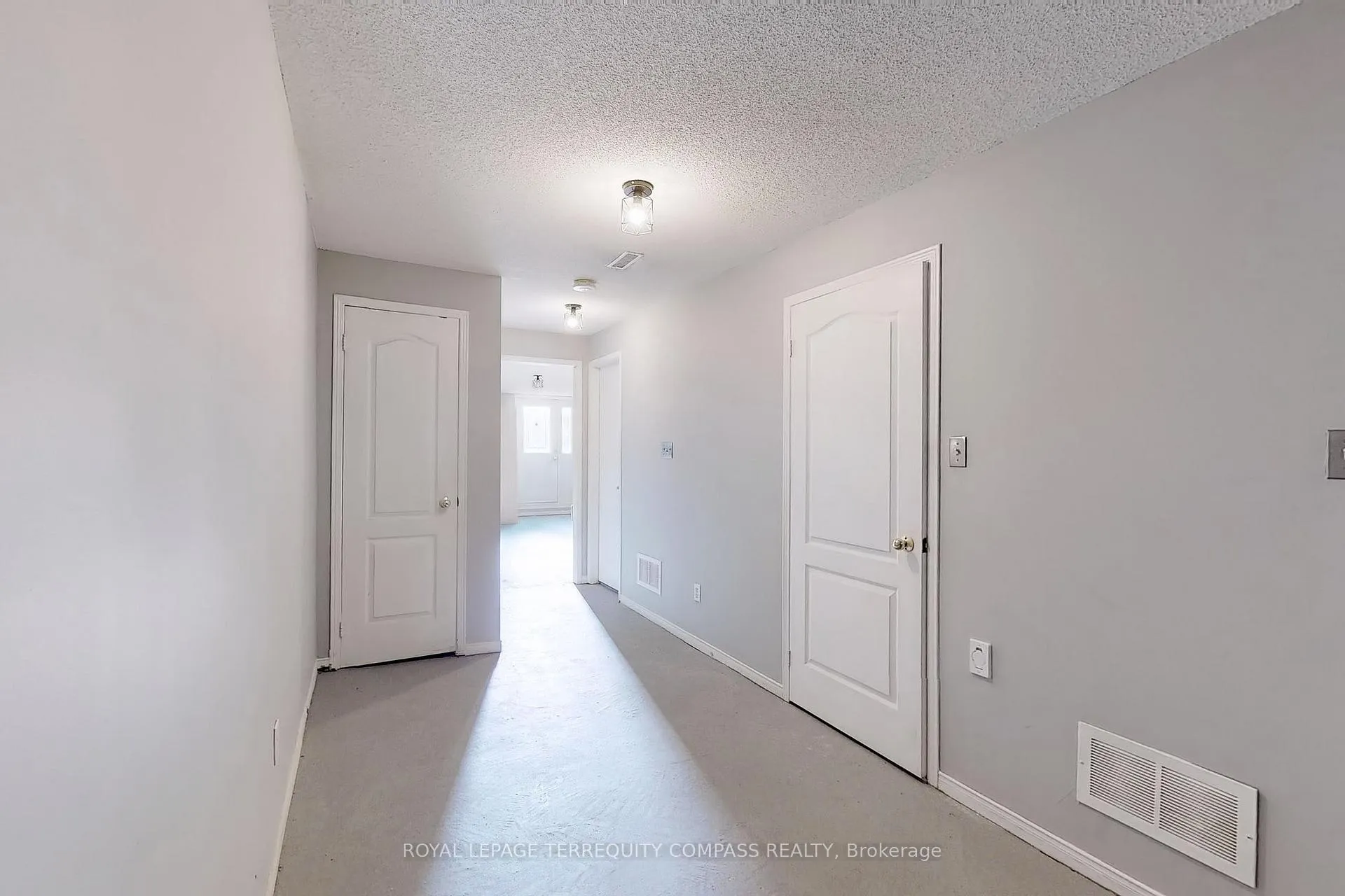 Photo 39 of 471B Northcliffe Boulevard, Toronto, Oakwood Village — HOMEH