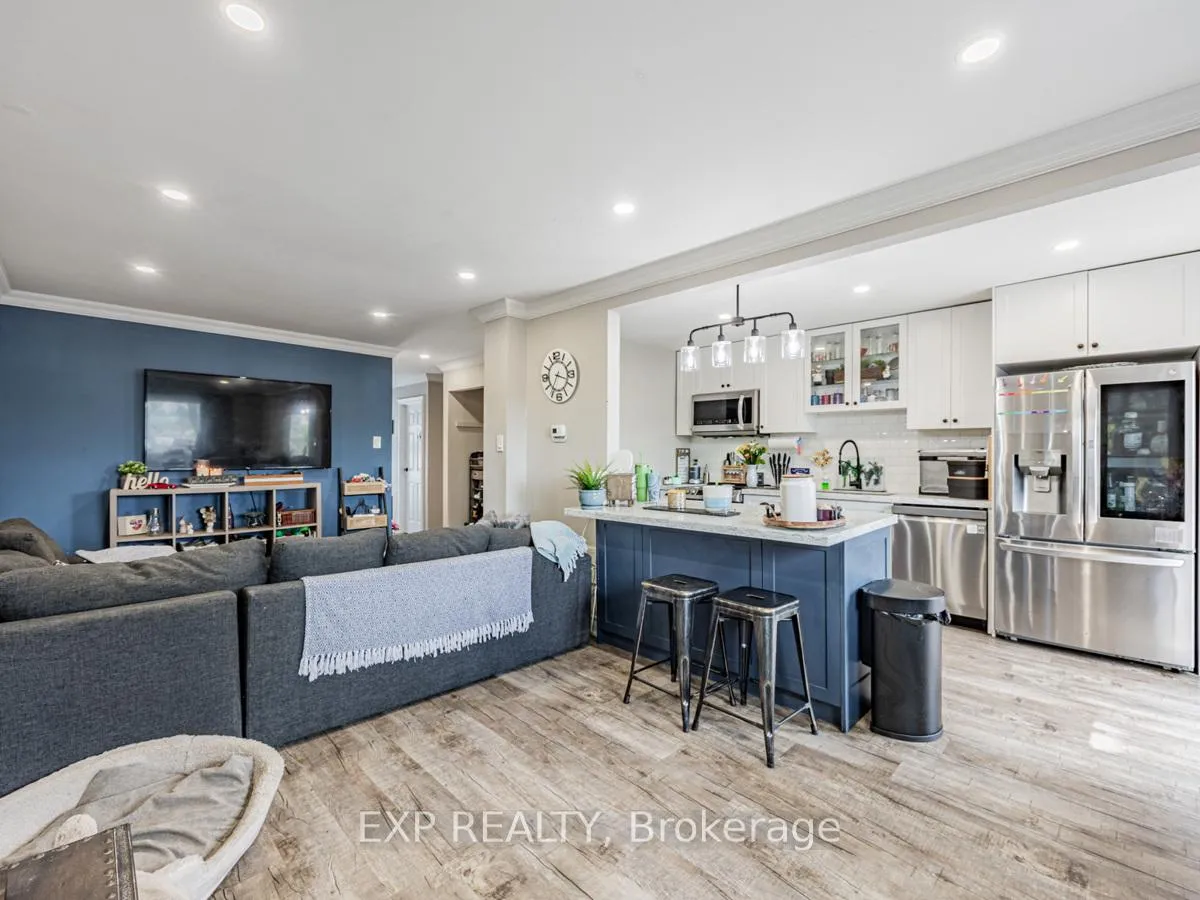 Photo 8 of 64 Greenfield Crescent, Whitby, Blue Grass Meadows — HOMEH