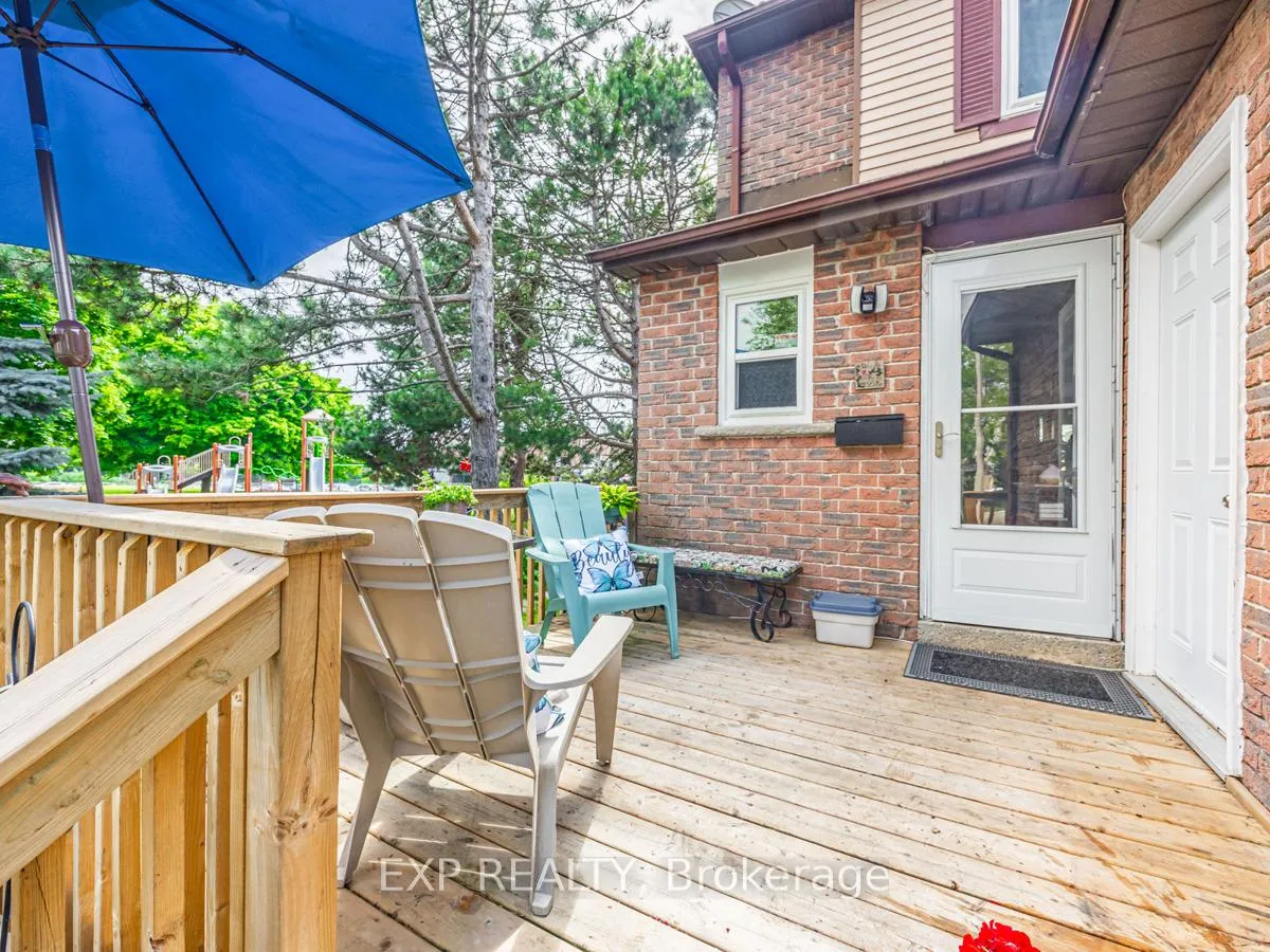 Photo 33 of 64 Greenfield Crescent, Whitby, Blue Grass Meadows — HOMEH