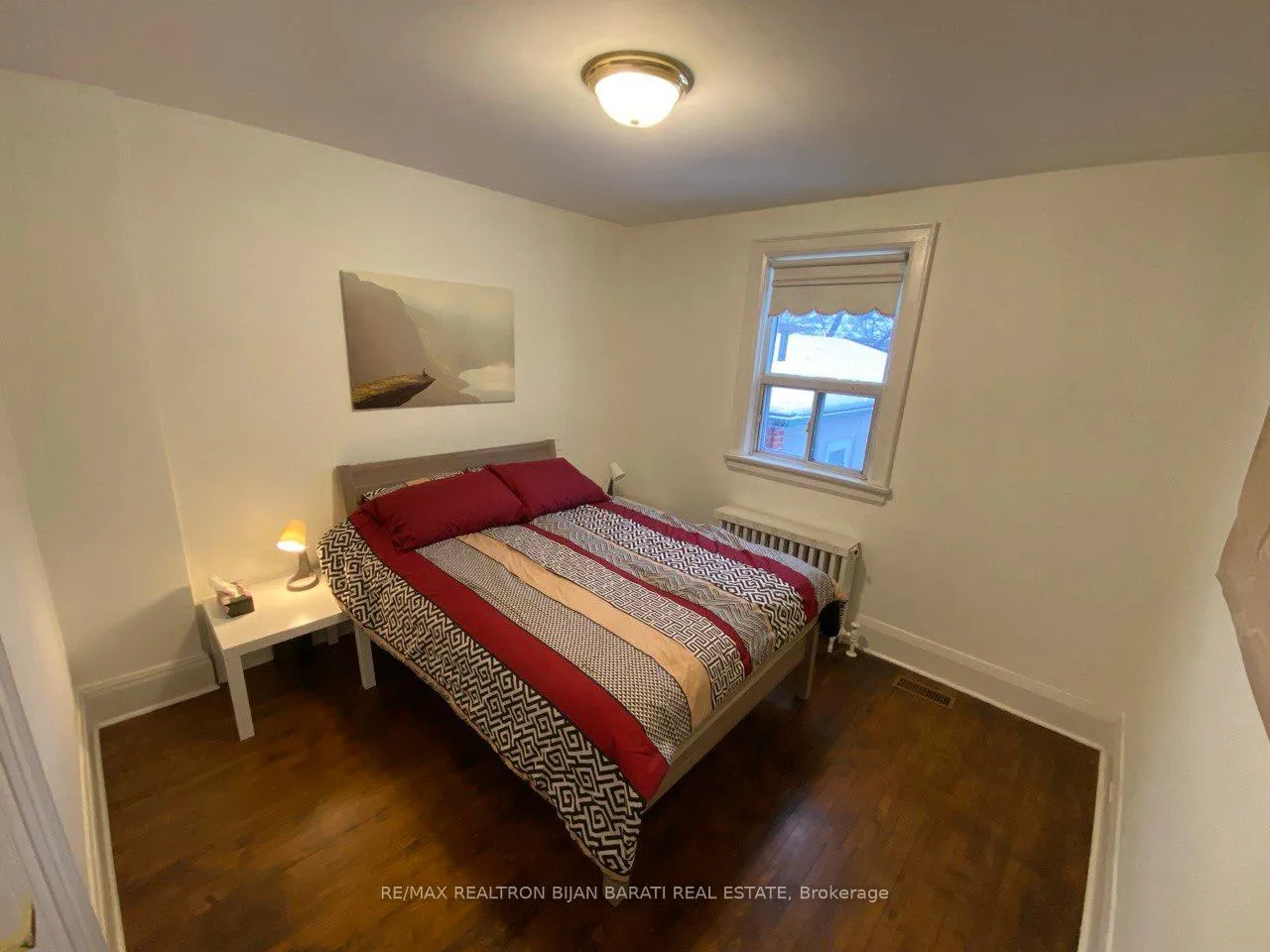 Photo 9 of 37 Regina Avenue, Toronto, Englemount-Lawrence — HOMEH