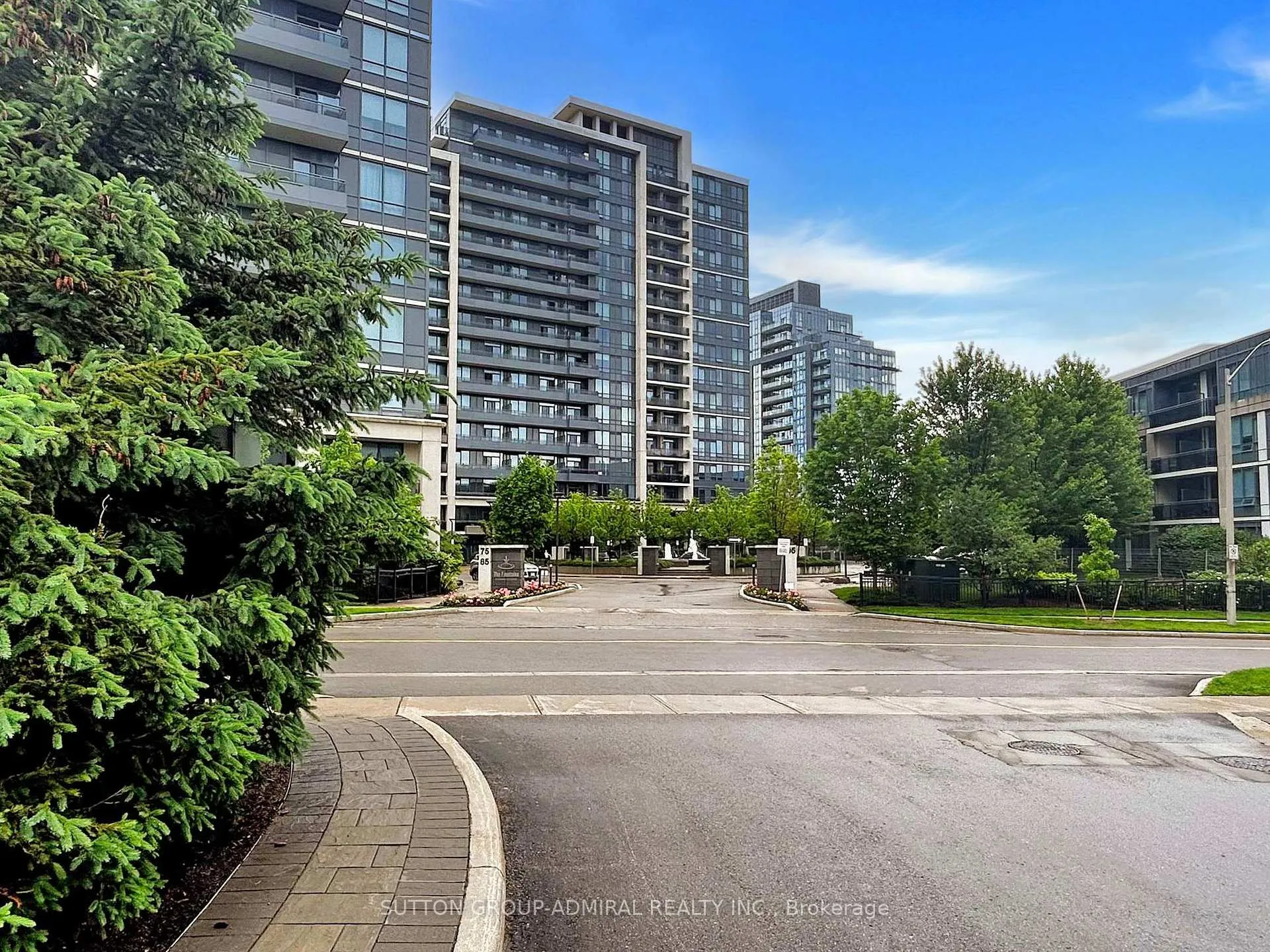 Photo 2 of Unit 1505, 85 North Park Road S, Vaughan, Beverley Glen — HOMEH