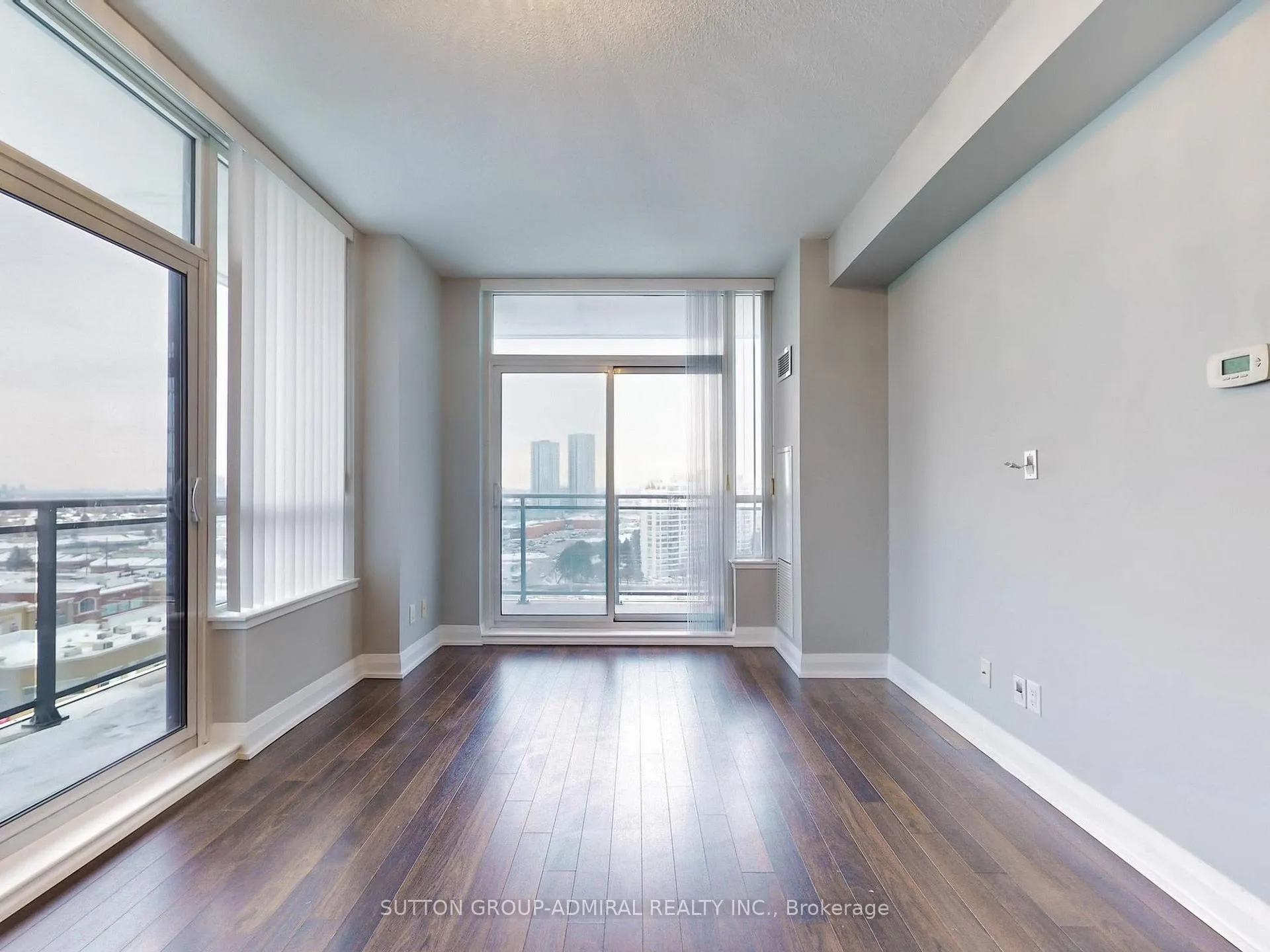 Photo 6 of Unit 1505, 85 North Park Road S, Vaughan, Beverley Glen — HOMEH