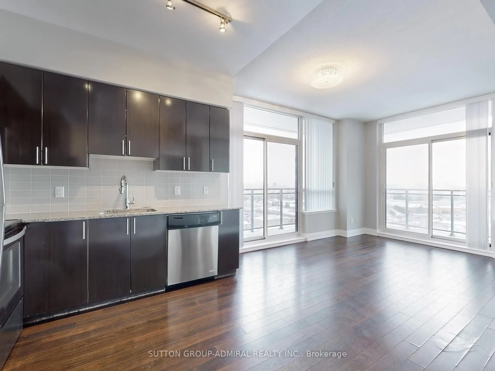 Photo 12 of Unit 1505, 85 North Park Road S, Vaughan, Beverley Glen — HOMEH