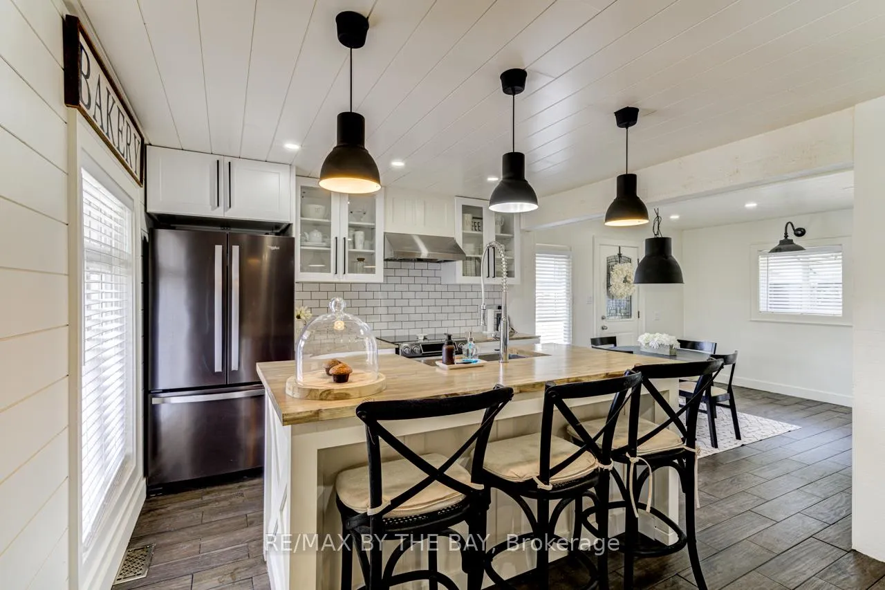 Photo 9 of 168 Golf Course Road, Wasaga Beach — HOMEH