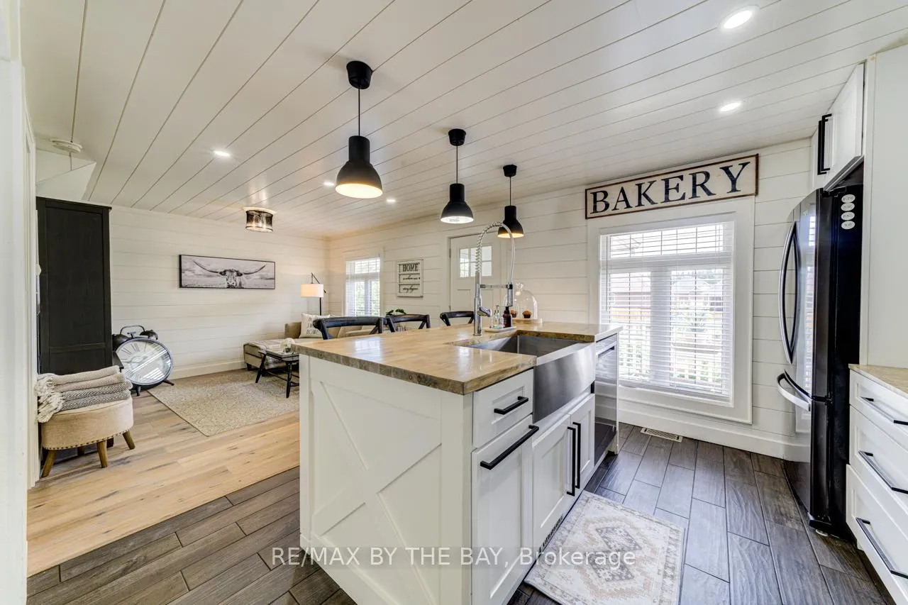 Photo 11 of 168 Golf Course Road, Wasaga Beach — HOMEH