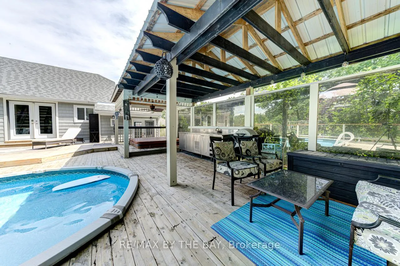 Photo 24 of 168 Golf Course Road, Wasaga Beach — HOMEH