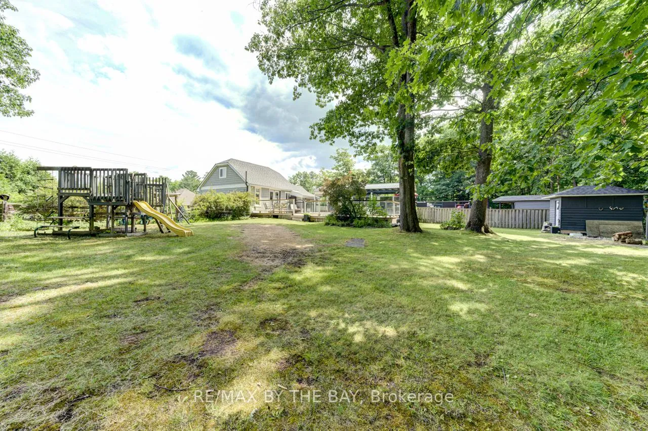 Photo 26 of 168 Golf Course Road, Wasaga Beach — HOMEH