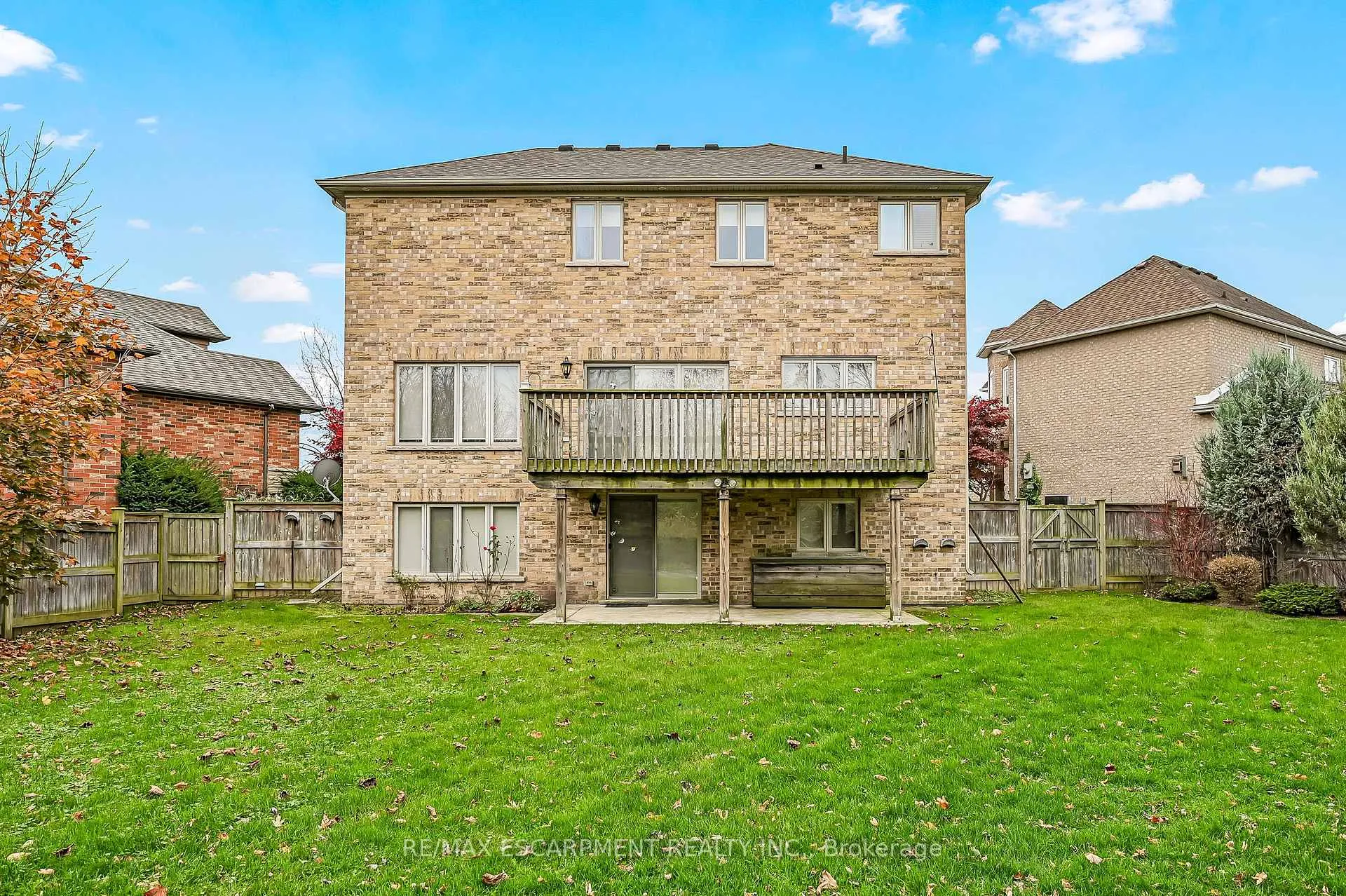 Photo 37 of 61 Waterford Crescent, Hamilton, Stoney Creek — HOMEH