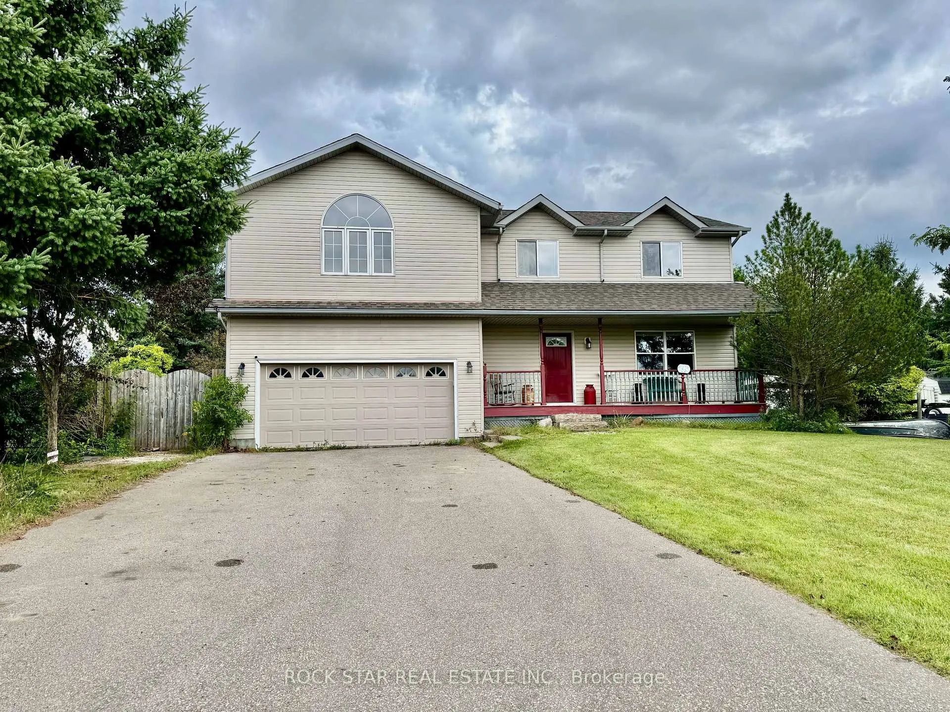 Photo 2 of 53 Russell Hill Road, Amaranth, Rural Amaranth — HOMEH