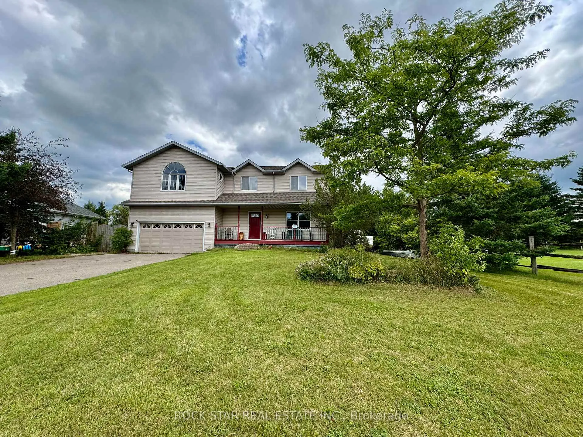 Photo 5 of 53 Russell Hill Road, Amaranth, Rural Amaranth — HOMEH