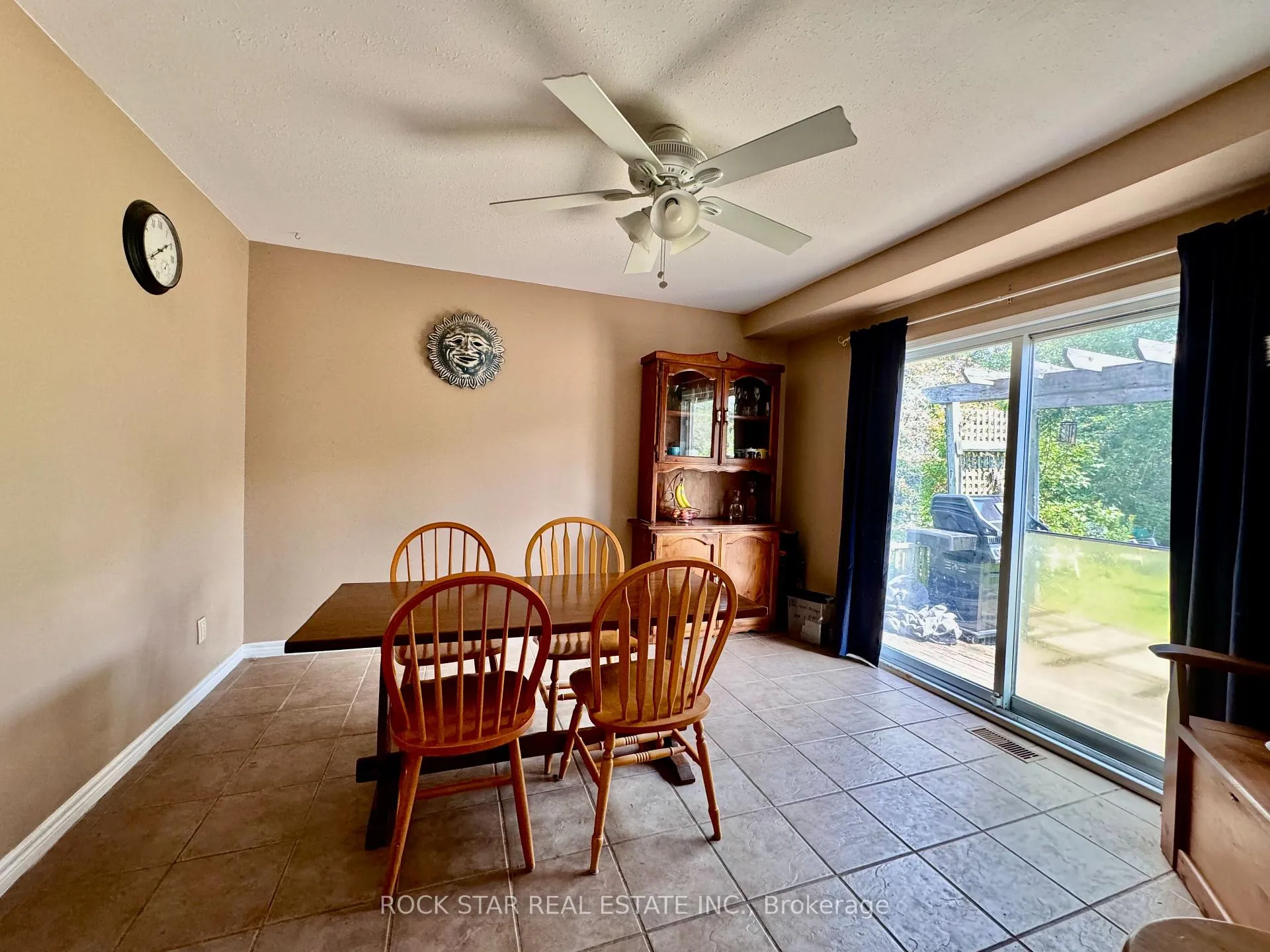 Photo 12 of 53 Russell Hill Road, Amaranth, Rural Amaranth — HOMEH