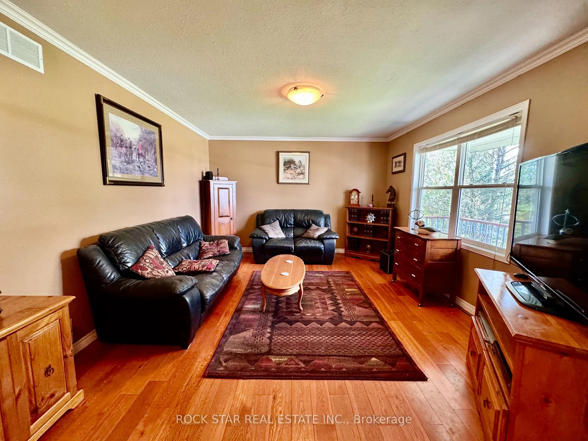 Photo 18 of 53 Russell Hill Road, Amaranth, Rural Amaranth — HOMEH