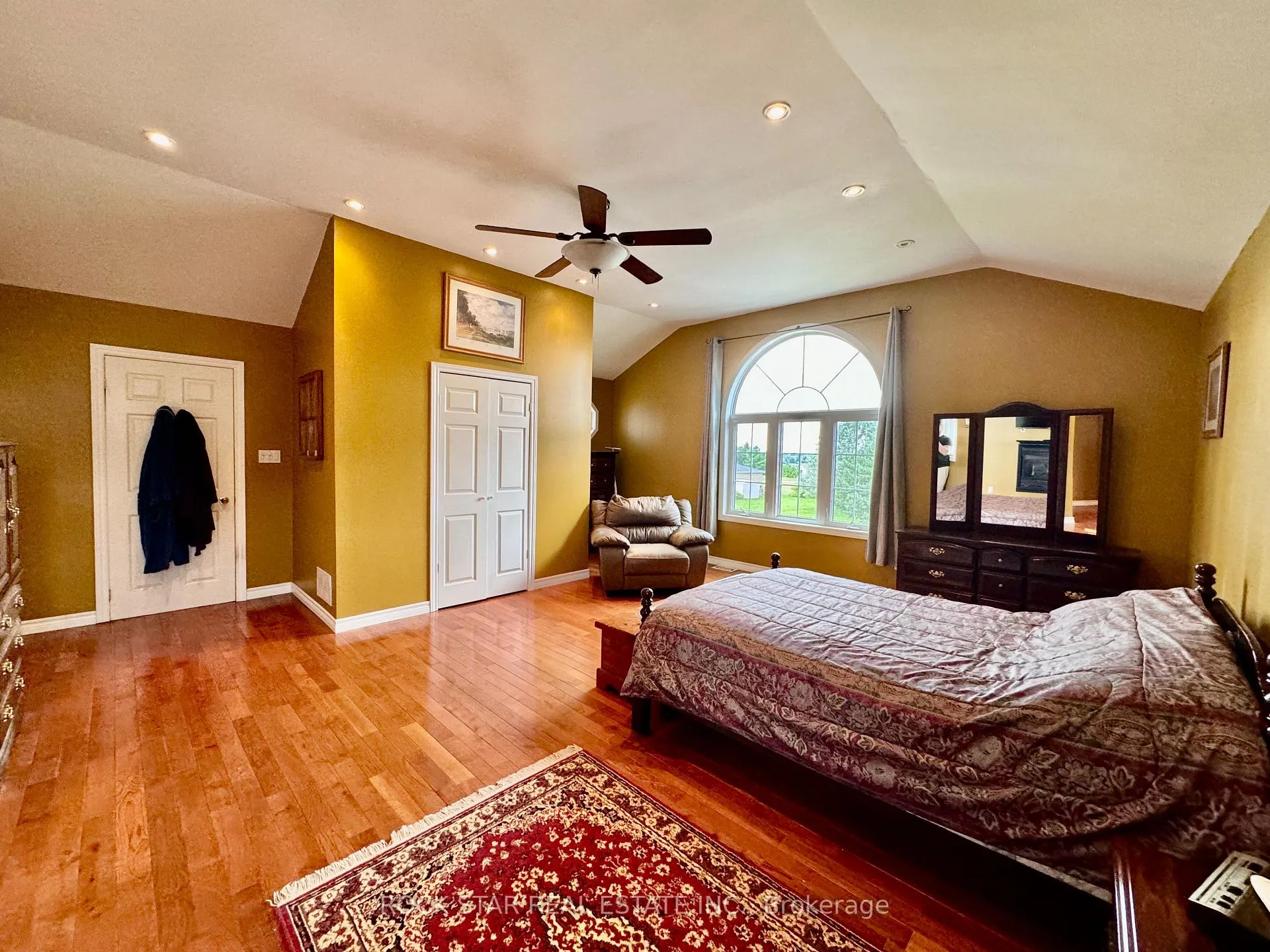 Photo 21 of 53 Russell Hill Road, Amaranth, Rural Amaranth — HOMEH