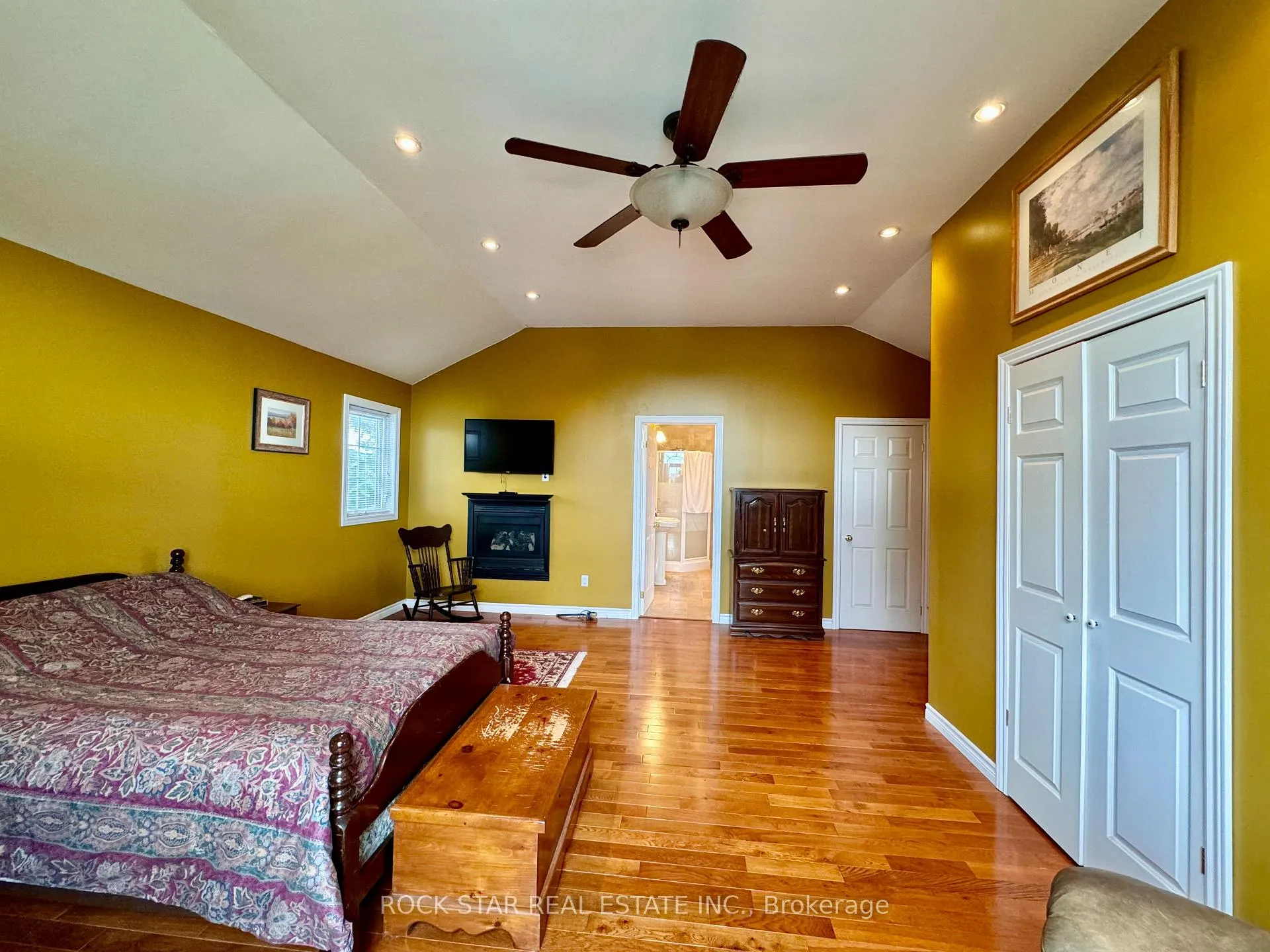 Photo 22 of 53 Russell Hill Road, Amaranth, Rural Amaranth — HOMEH