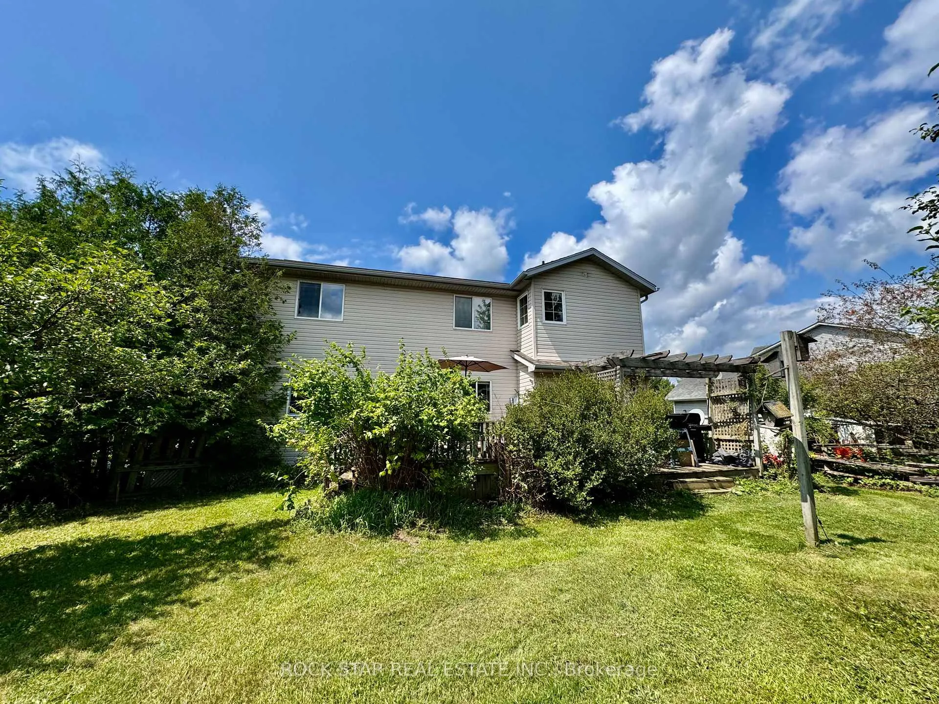 Photo 32 of 53 Russell Hill Road, Amaranth, Rural Amaranth — HOMEH