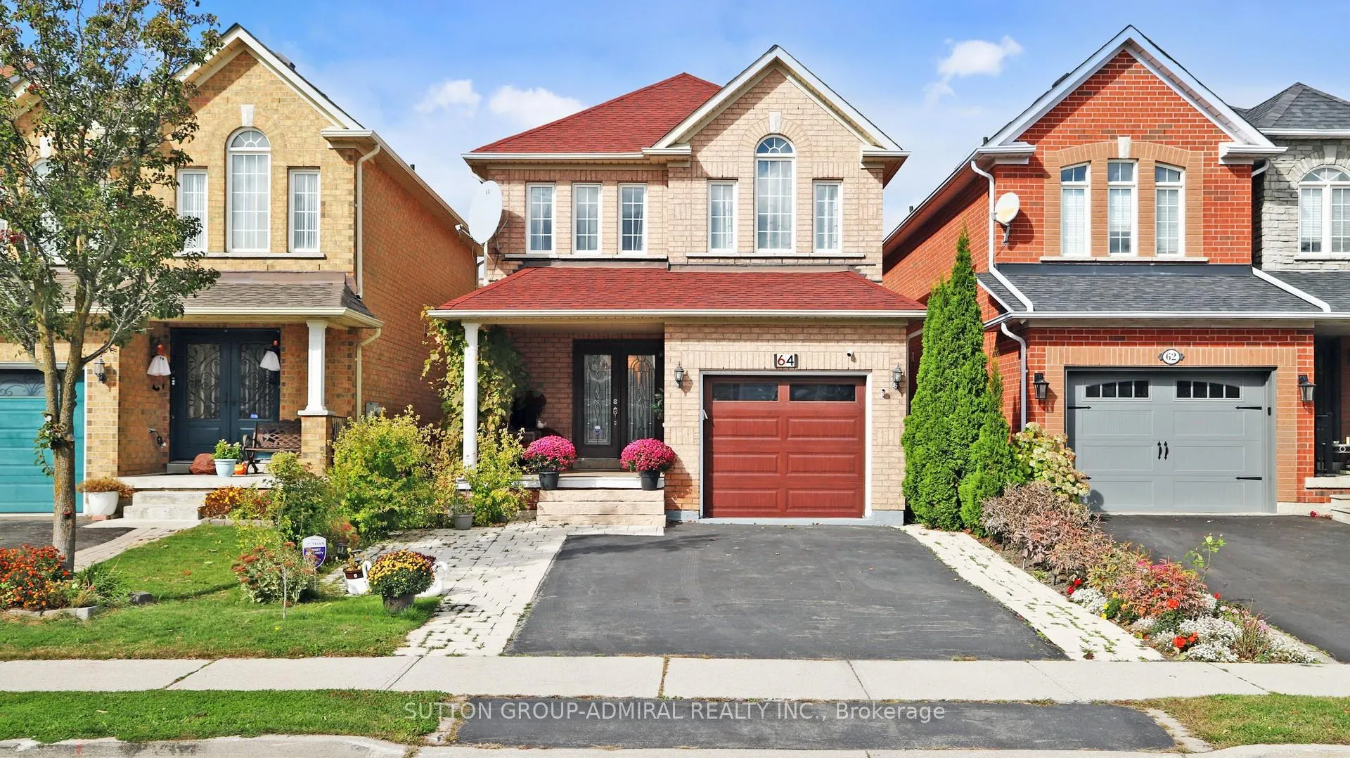 Photo 1 of 64 Eddington Place, Vaughan, Maple — HOMEH