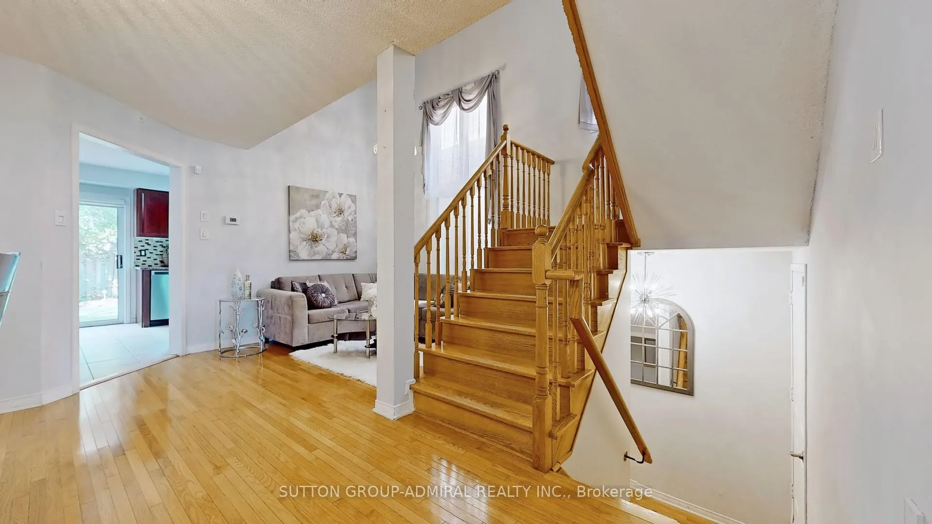 Photo 20 of 64 Eddington Place, Vaughan, Maple — HOMEH
