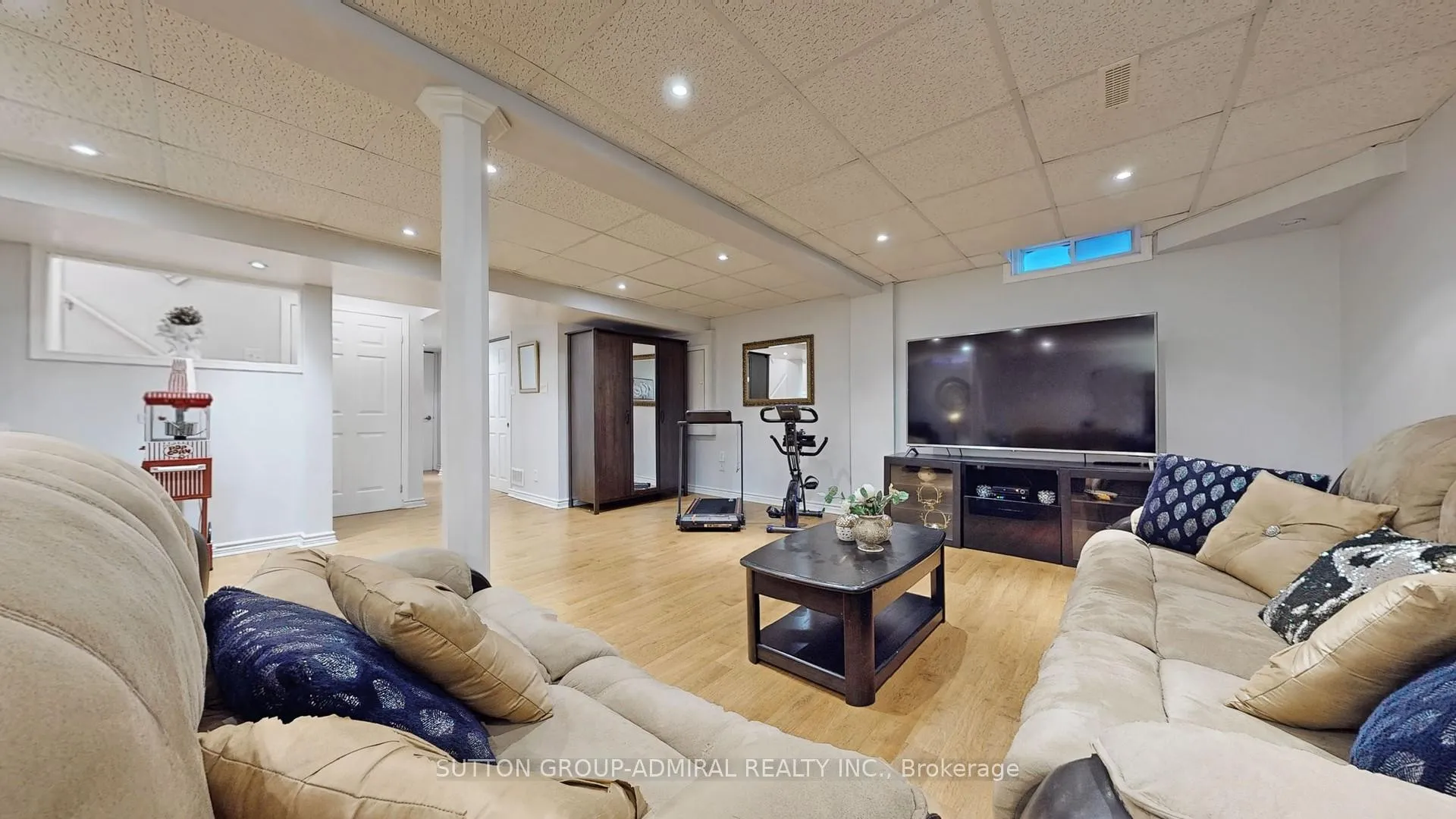 Photo 31 of 64 Eddington Place, Vaughan, Maple — HOMEH