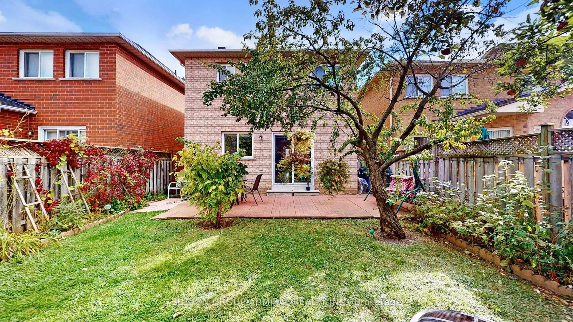 Photo 32 of 64 Eddington Place, Vaughan, Maple — HOMEH