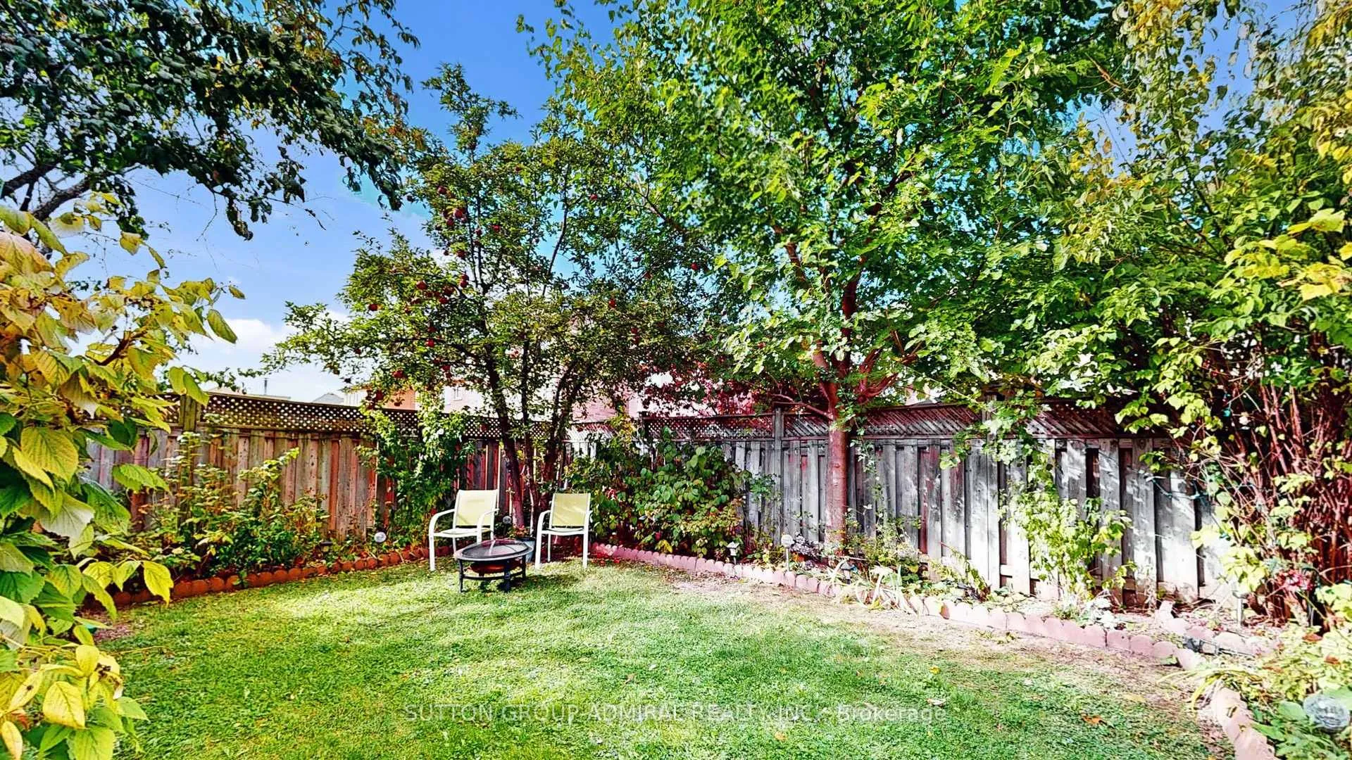 Photo 36 of 64 Eddington Place, Vaughan, Maple — HOMEH
