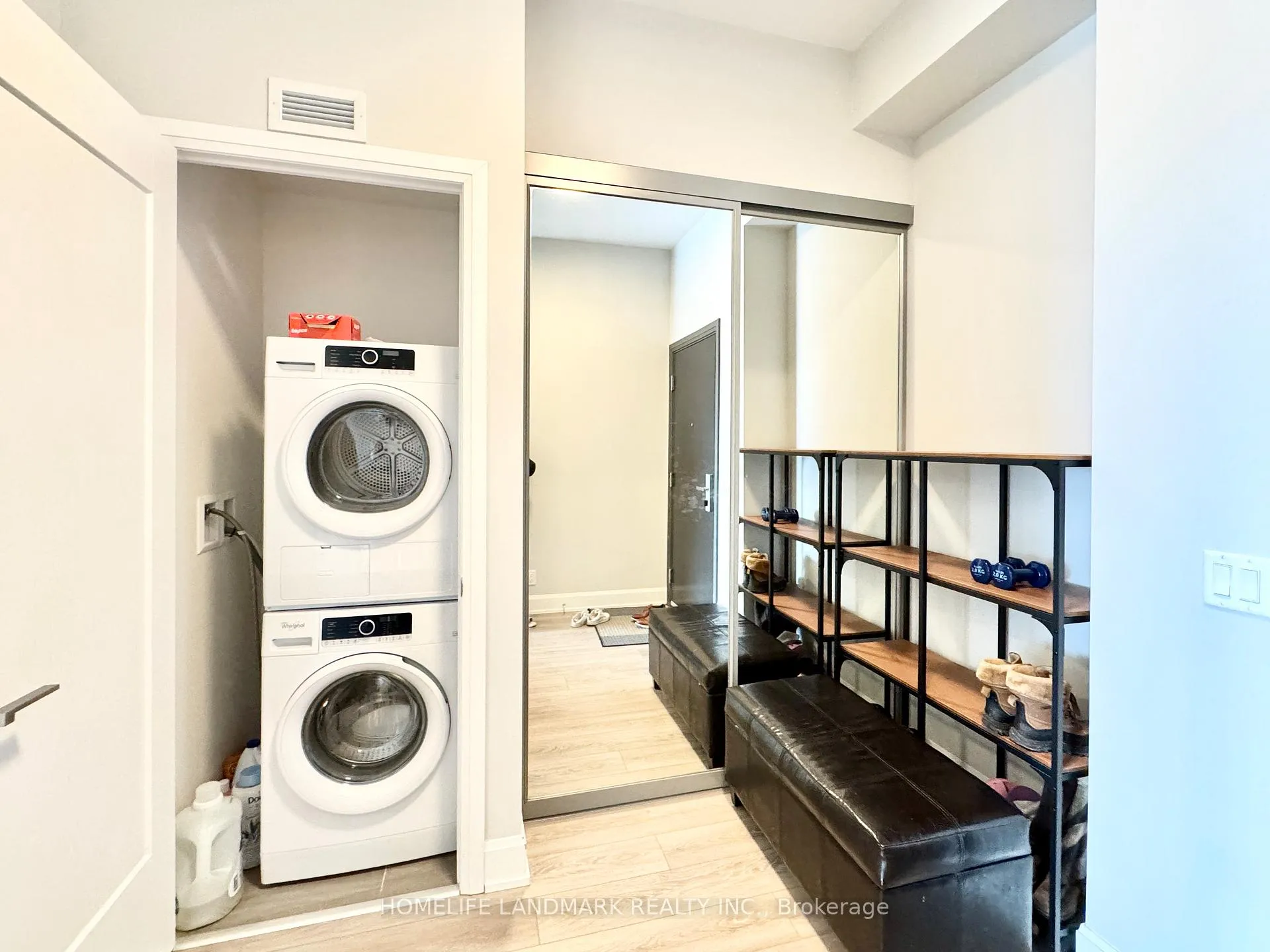 Photo 5 of Unit 2105, 38 Water Walk Drive, Markham, Unionville — HOMEH