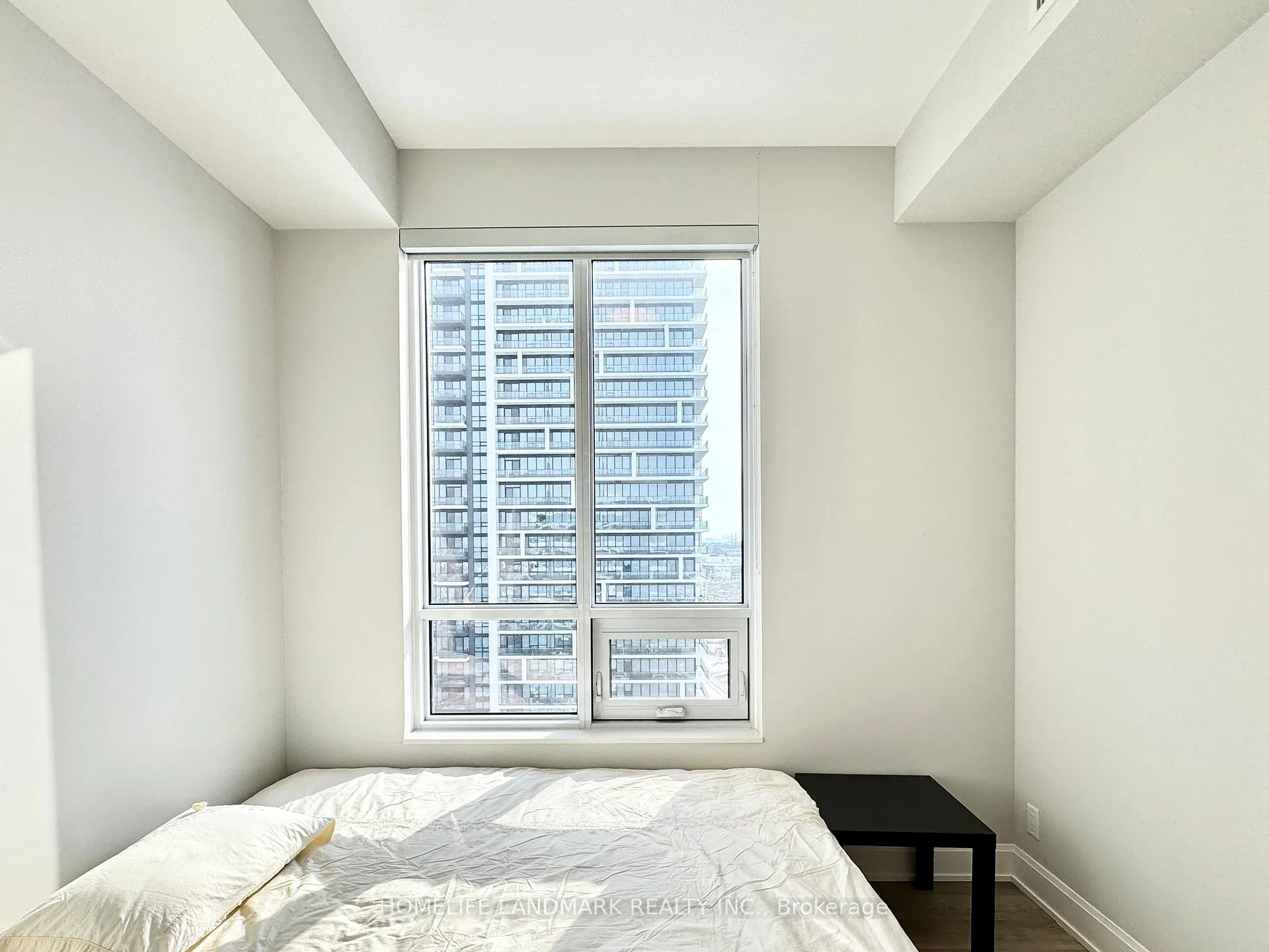 Photo 7 of Unit 2105, 38 Water Walk Drive, Markham, Unionville — HOMEH