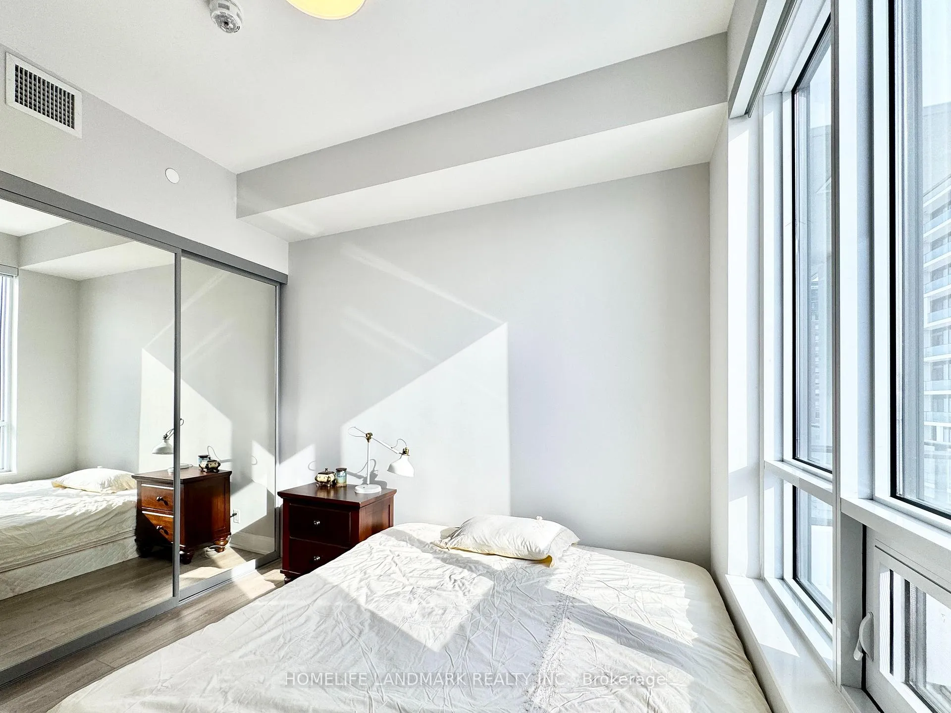 Photo 12 of Unit 2105, 38 Water Walk Drive, Markham, Unionville — HOMEH