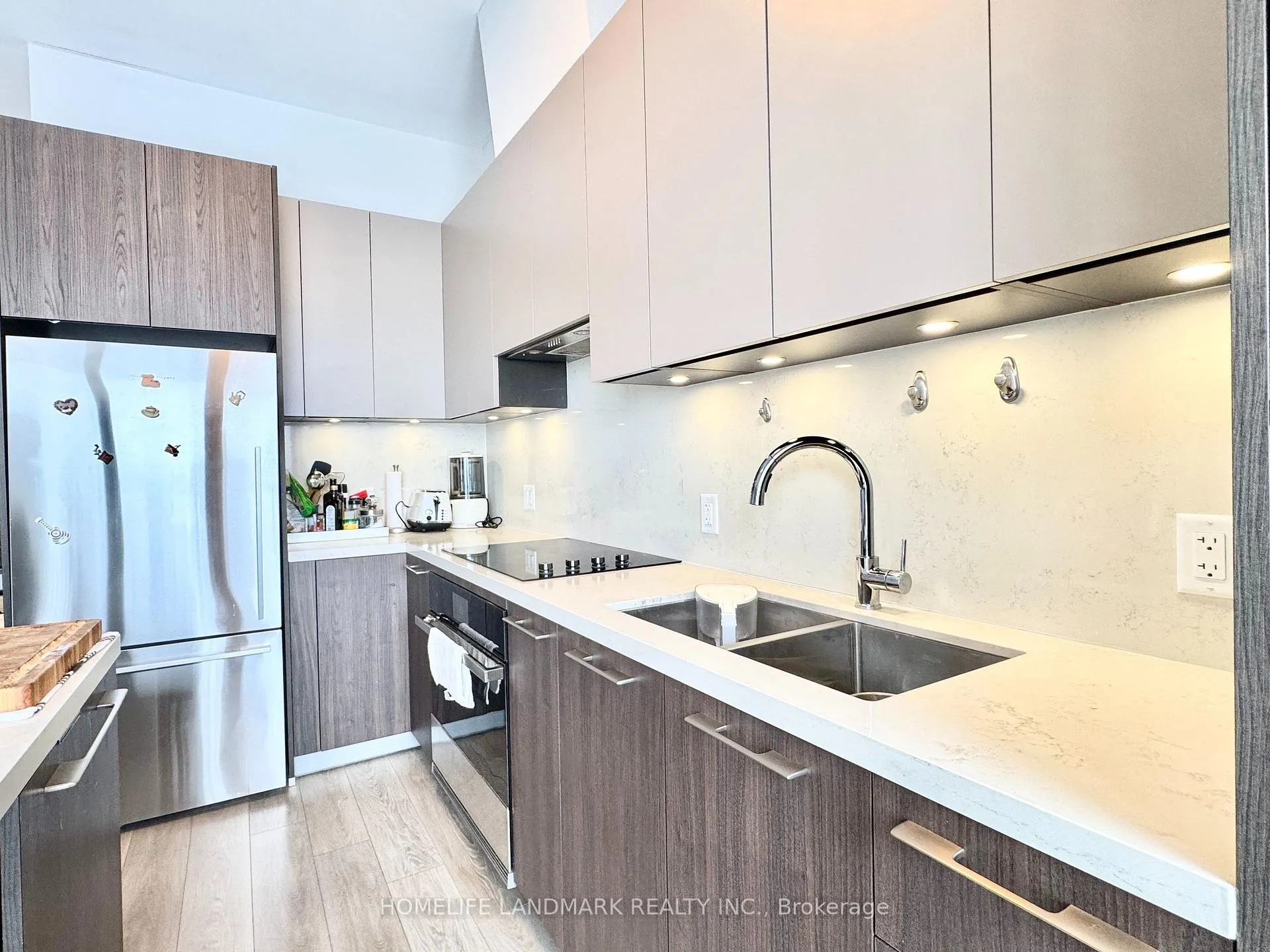 Photo 16 of Unit 2105, 38 Water Walk Drive, Markham, Unionville — HOMEH