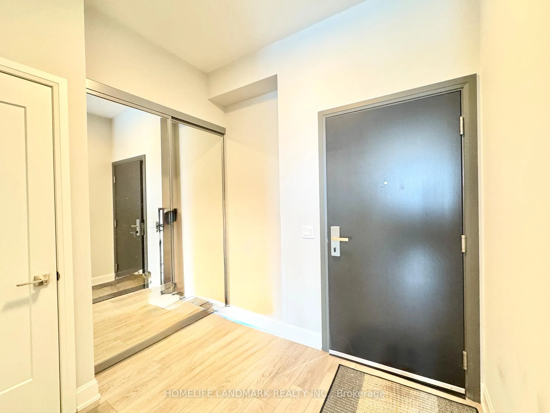 Photo 30 of Unit 2105, 38 Water Walk Drive, Markham, Unionville — HOMEH