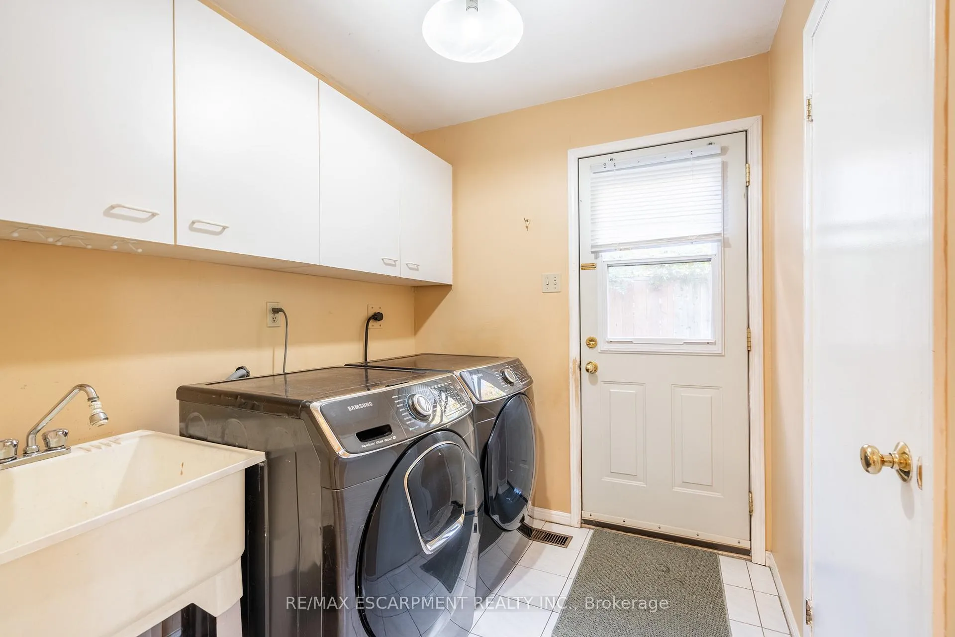 Photo 14 of 93 Turnbull Road, Hamilton, Dundas — HOMEH