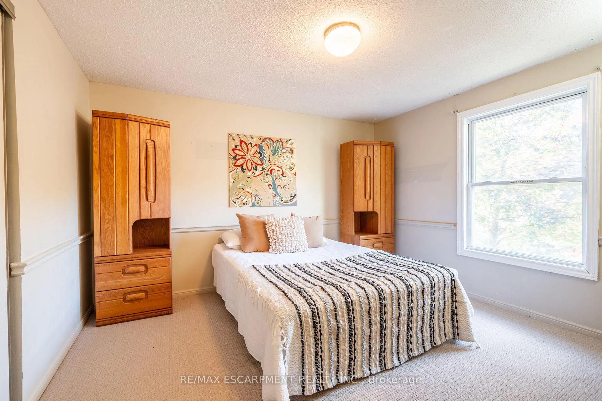 Photo 25 of 93 Turnbull Road, Hamilton, Dundas — HOMEH