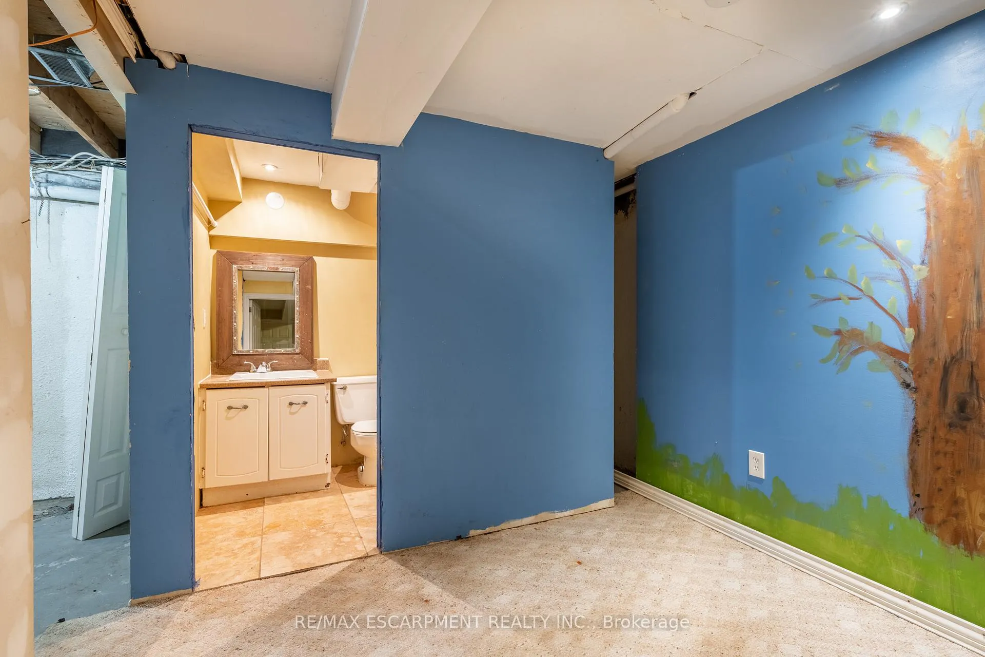 Photo 32 of 93 Turnbull Road, Hamilton, Dundas — HOMEH