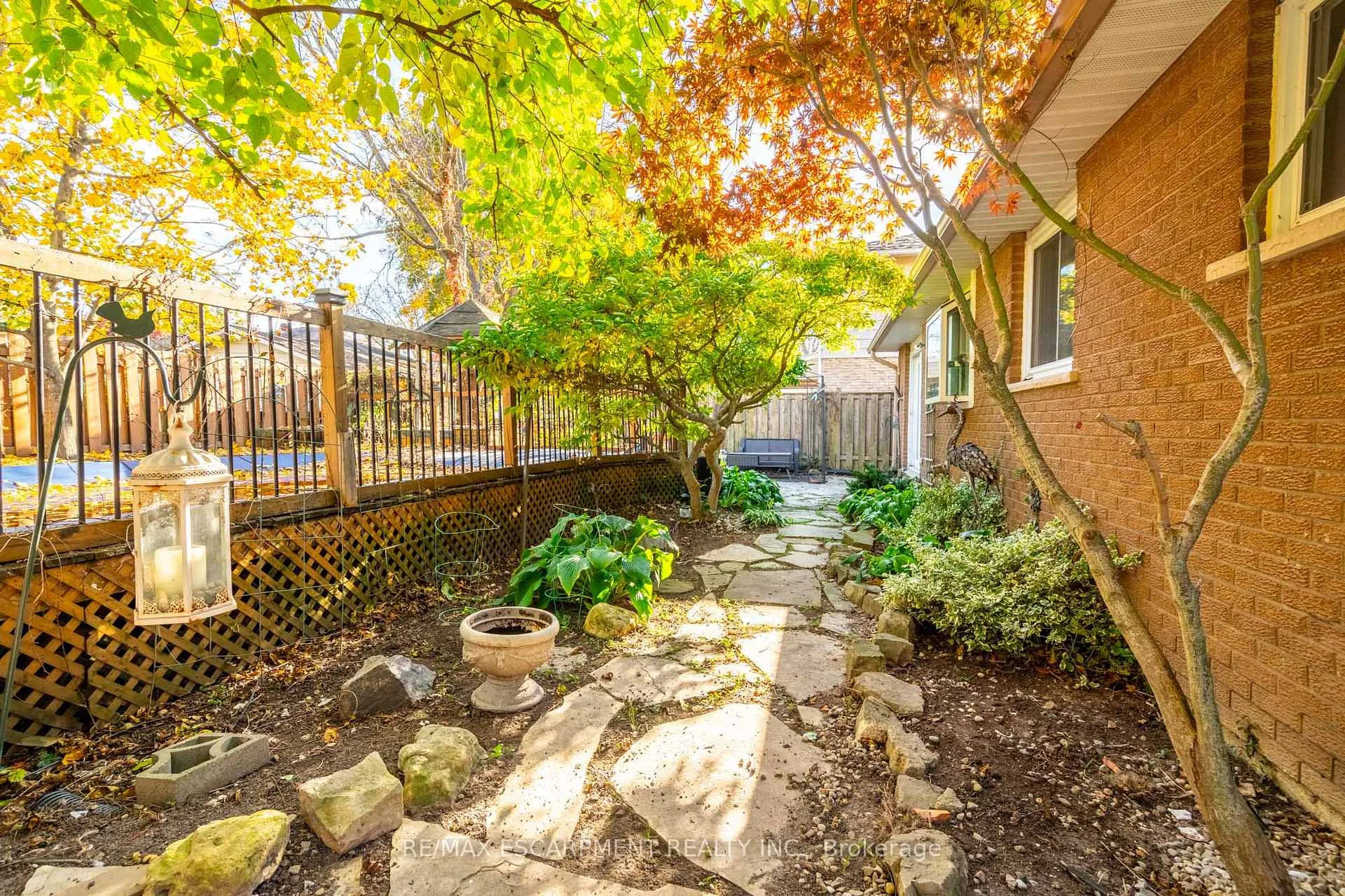 Photo 36 of 93 Turnbull Road, Hamilton, Dundas — HOMEH