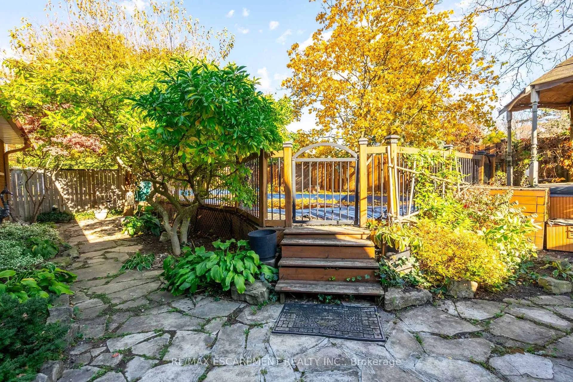 Photo 38 of 93 Turnbull Road, Hamilton, Dundas — HOMEH