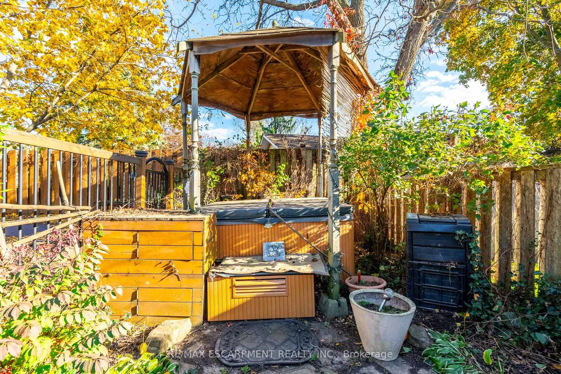 Photo 39 of 93 Turnbull Road, Hamilton, Dundas — HOMEH