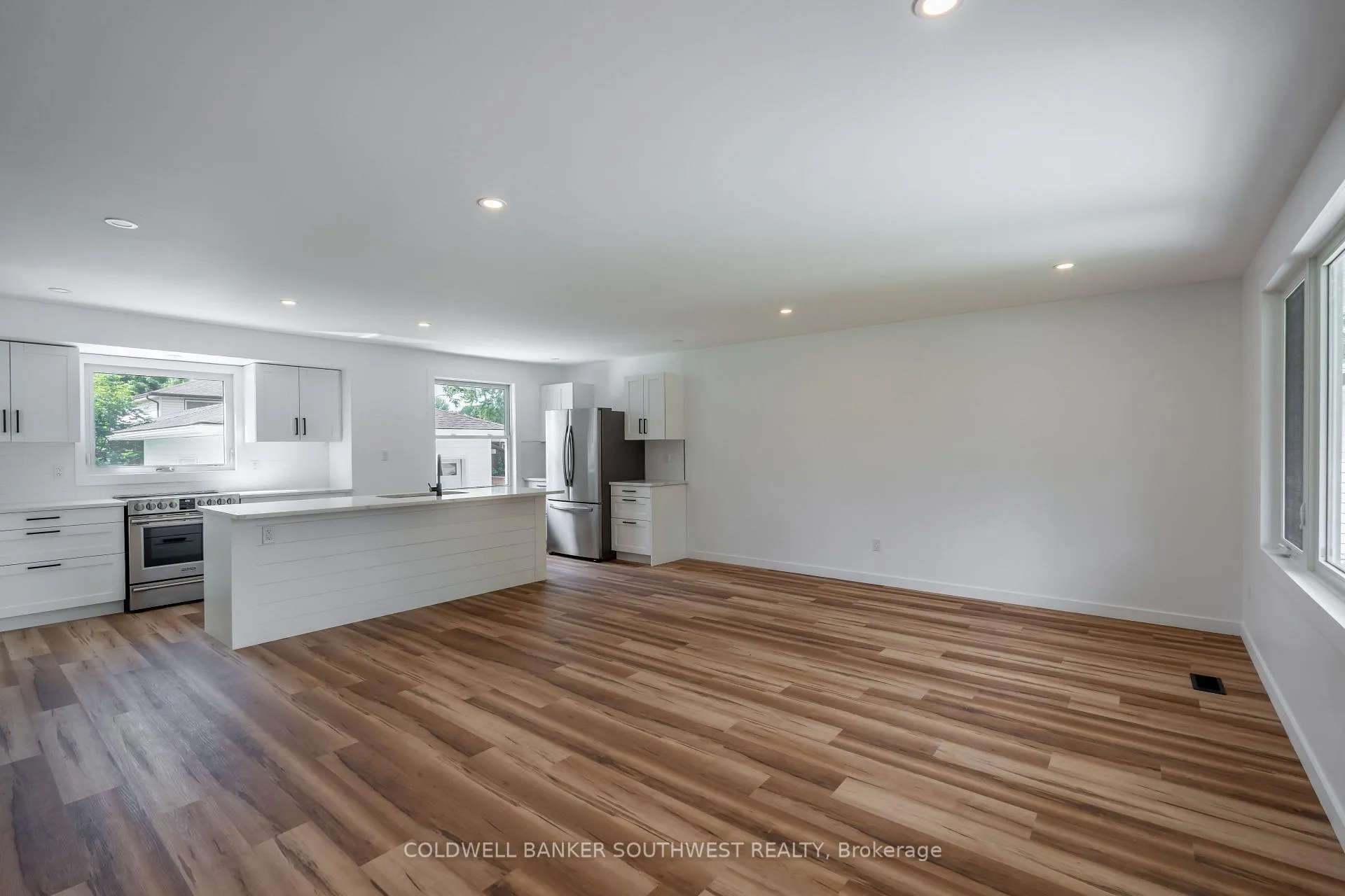 Photo 6 of 503 Belmont Avenue W, St. Clair — HOMEH