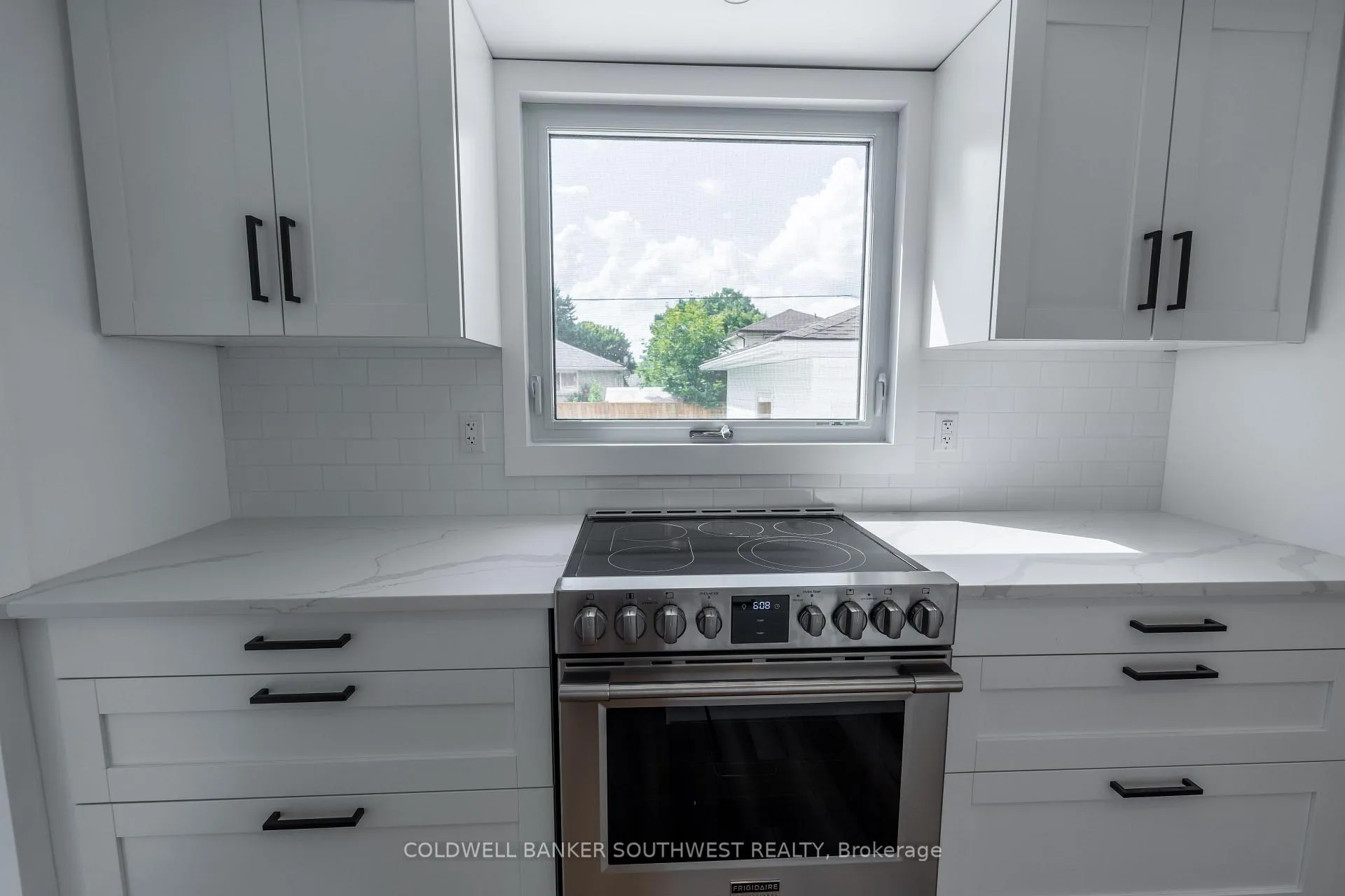 Photo 11 of 503 Belmont Avenue W, St. Clair — HOMEH