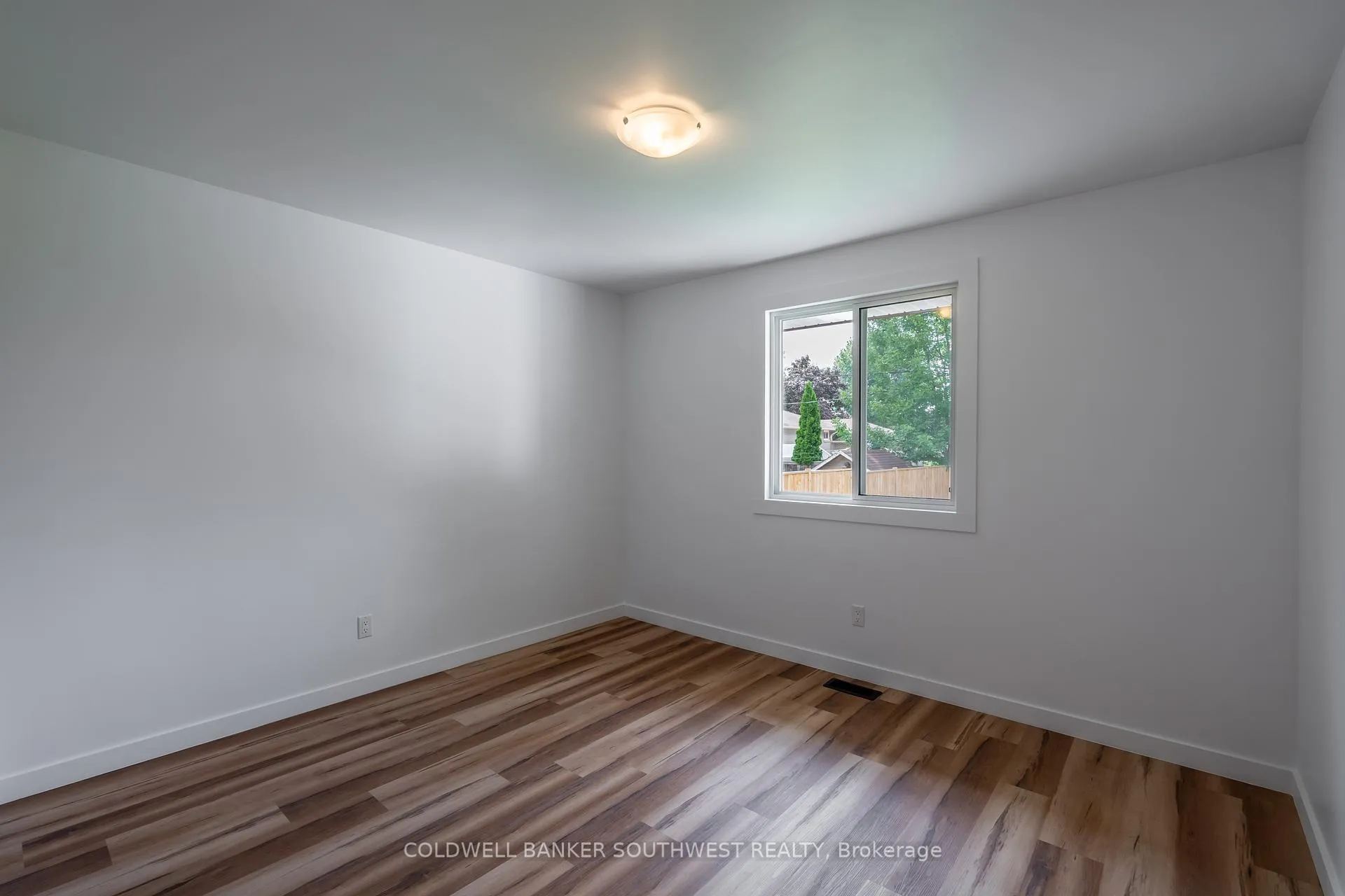 Photo 15 of 503 Belmont Avenue W, St. Clair — HOMEH