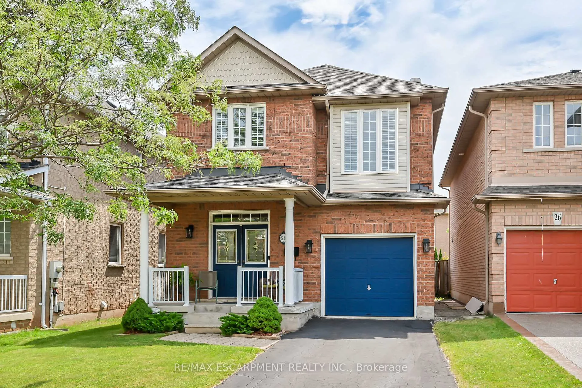 Photo 1 of 28 Titan Drive, Hamilton, Stoney Creek — HOMEH