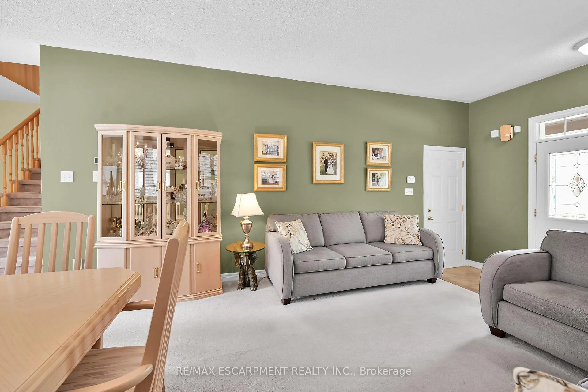 Photo 9 of 28 Titan Drive, Hamilton, Stoney Creek — HOMEH
