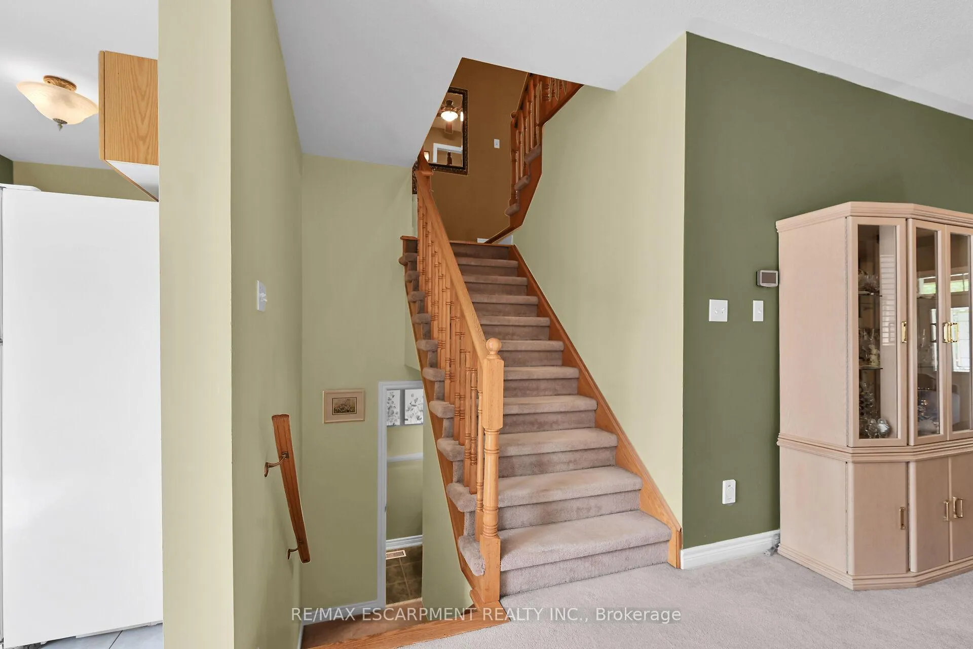 Photo 17 of 28 Titan Drive, Hamilton, Stoney Creek — HOMEH