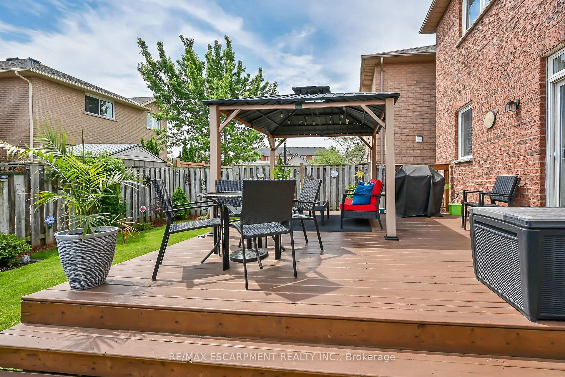 Photo 36 of 28 Titan Drive, Hamilton, Stoney Creek — HOMEH