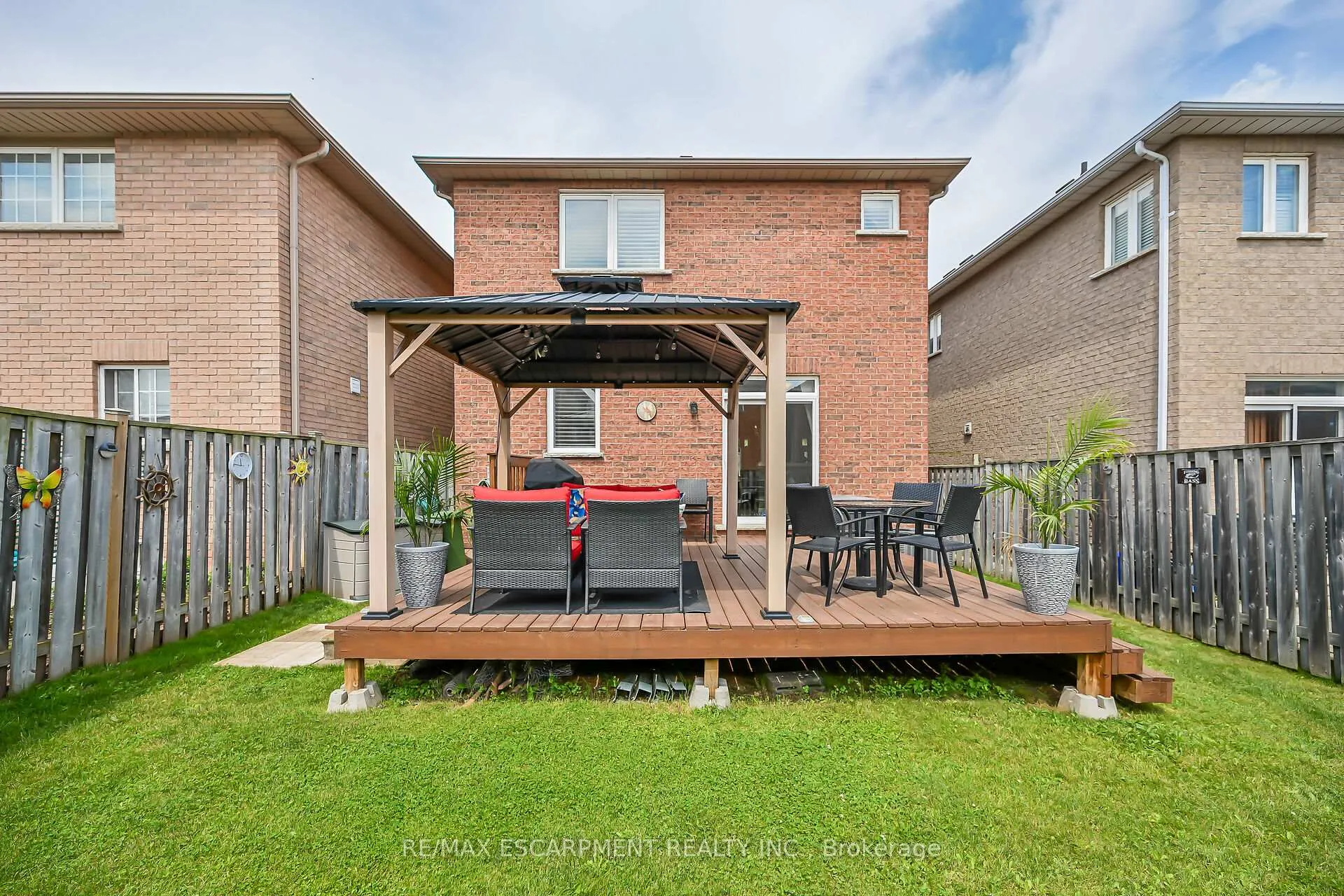 Photo 38 of 28 Titan Drive, Hamilton, Stoney Creek — HOMEH
