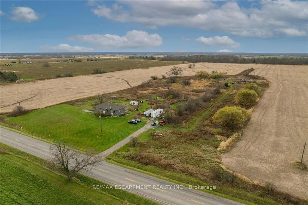 Photo 1 of 1221 Binbrook Road, Hamilton, Rural Glanbrook — HOMEH