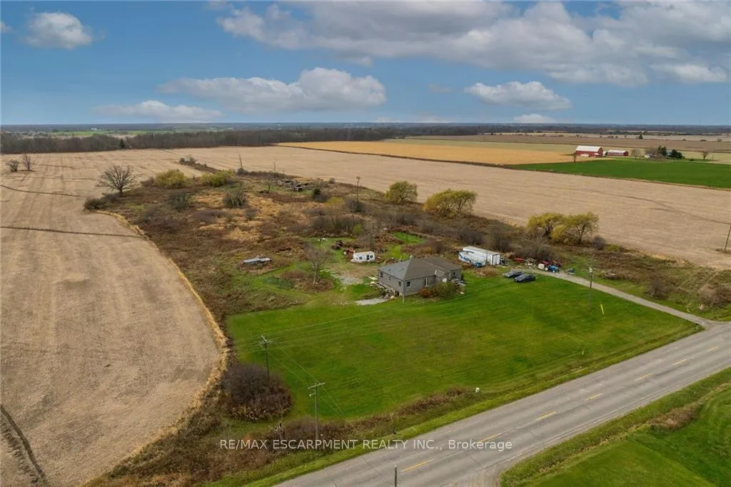 Photo 2 of 1221 Binbrook Road, Hamilton, Rural Glanbrook — HOMEH