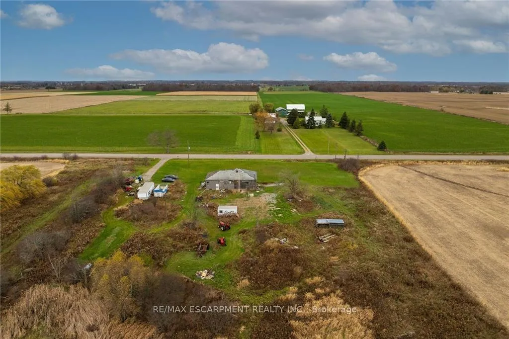 Photo 4 of 1221 Binbrook Road, Hamilton, Rural Glanbrook — HOMEH